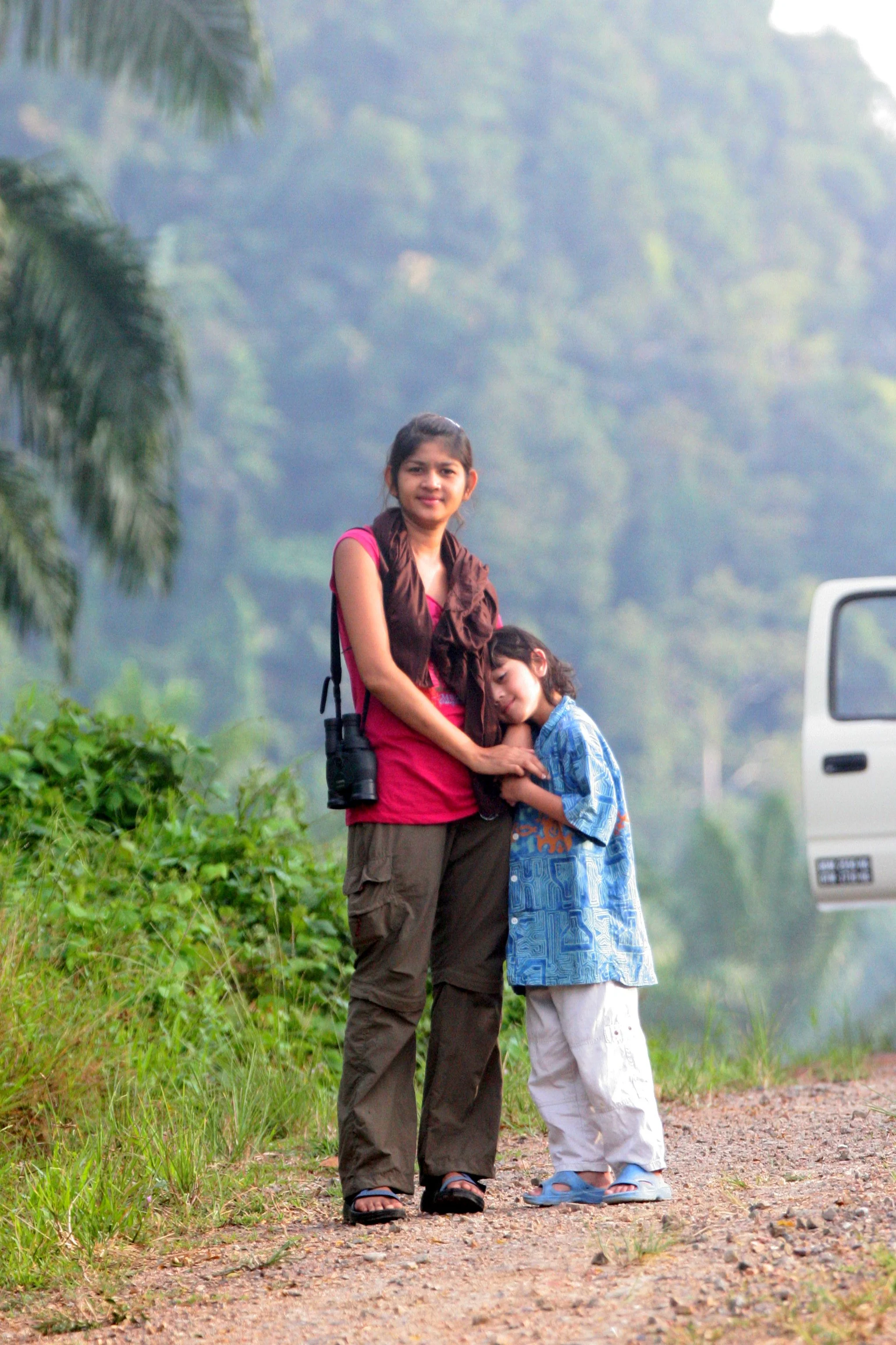 TABIN WILDLIFE RESERVE BORNEO - VIEWING ORANGUTANS.JPG