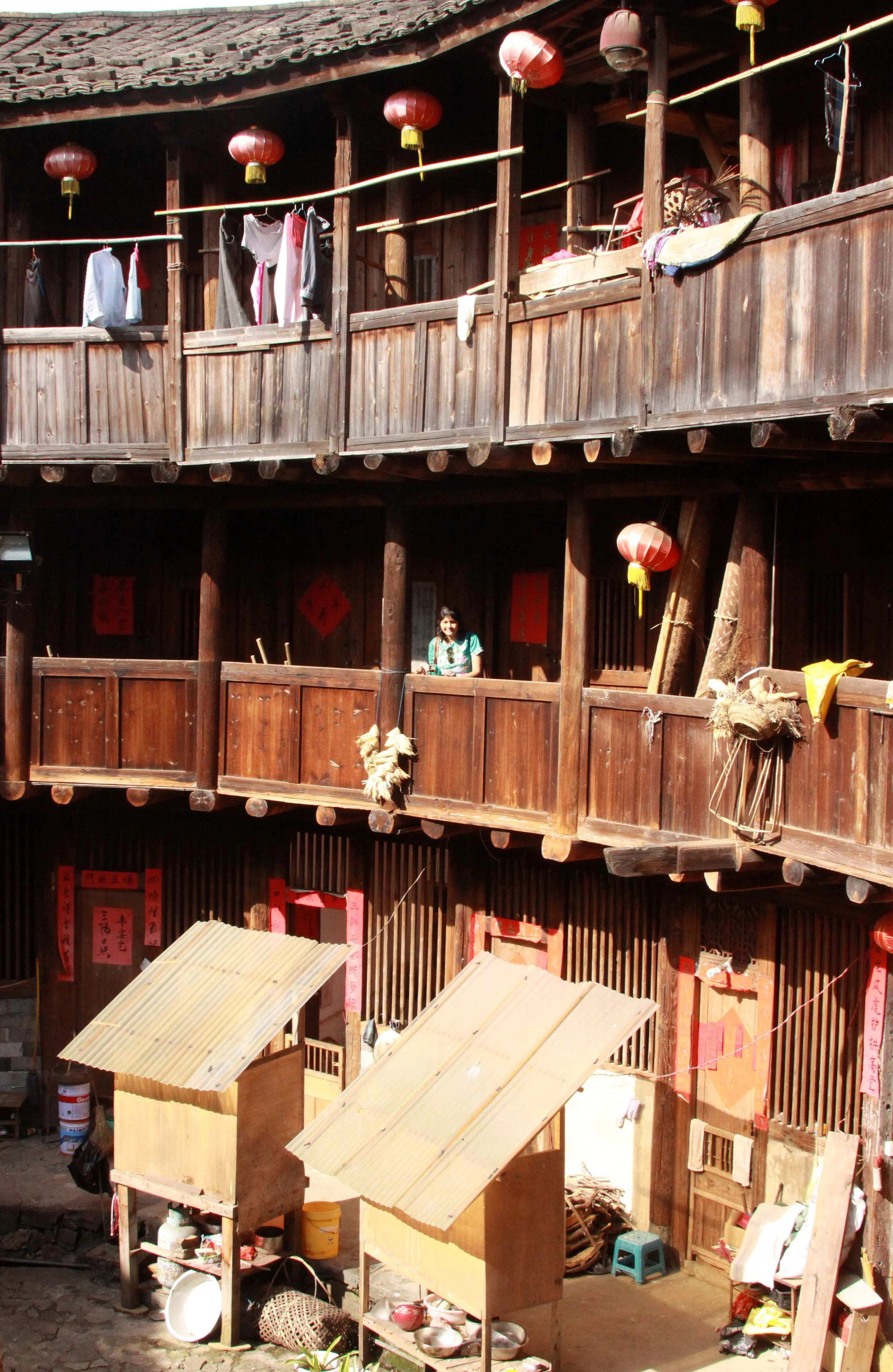 TIANLOUKENG HAKKA CLUSTER - FUJIAN CHINA (60).JPG