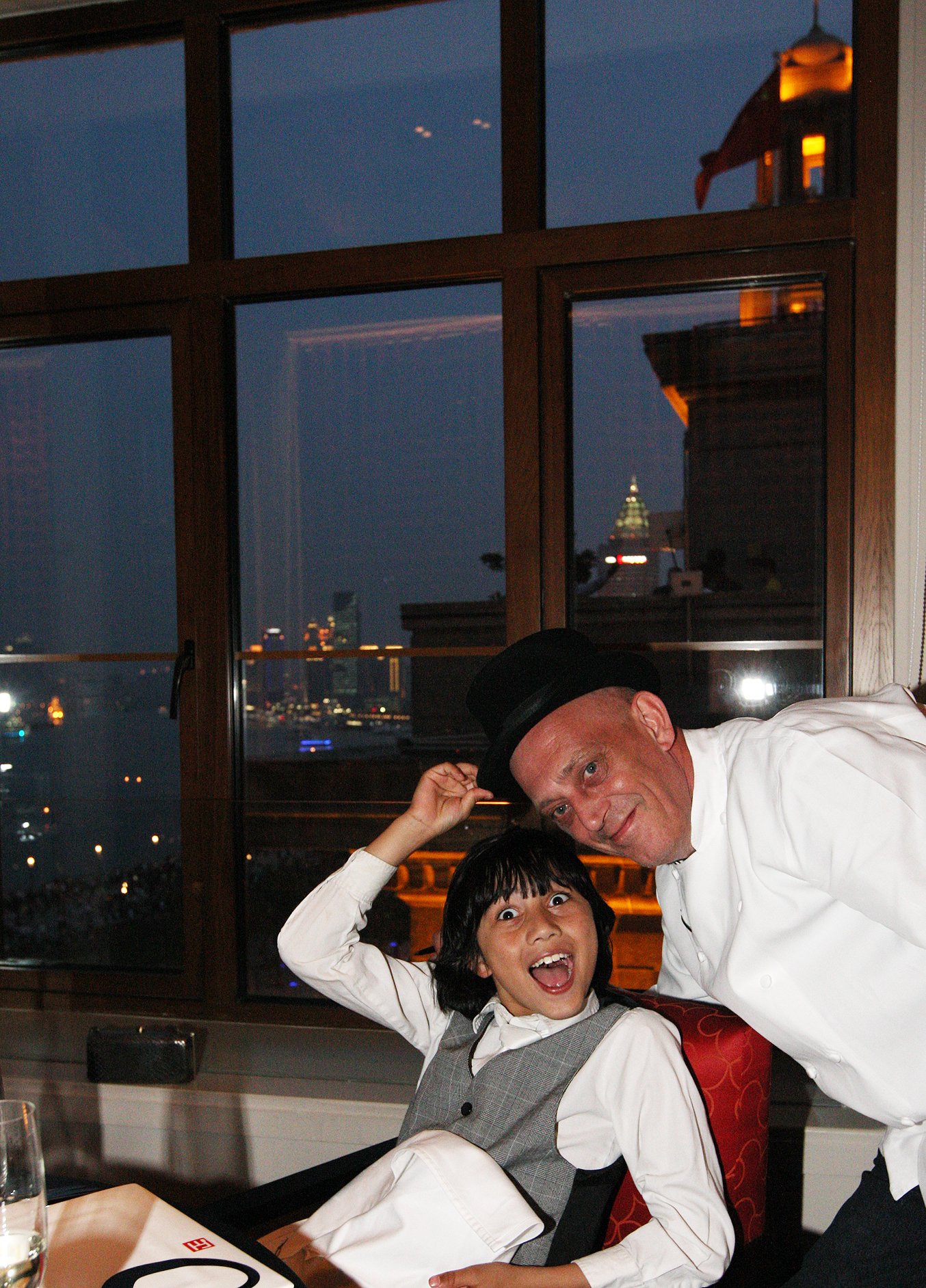 2011-4-29 NIGHT AT SHOOK AT 19 BUND SHANGHAI (128).JPG