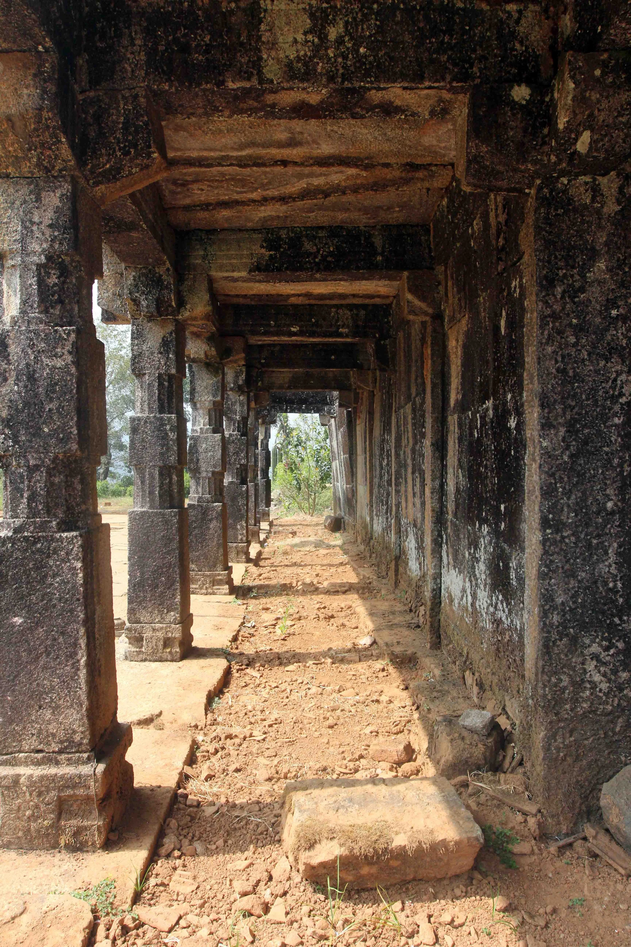 THIRUNELLI HINDU TEMPLE THOLPETTY NATIONAL PARK INDIA (6).JPG