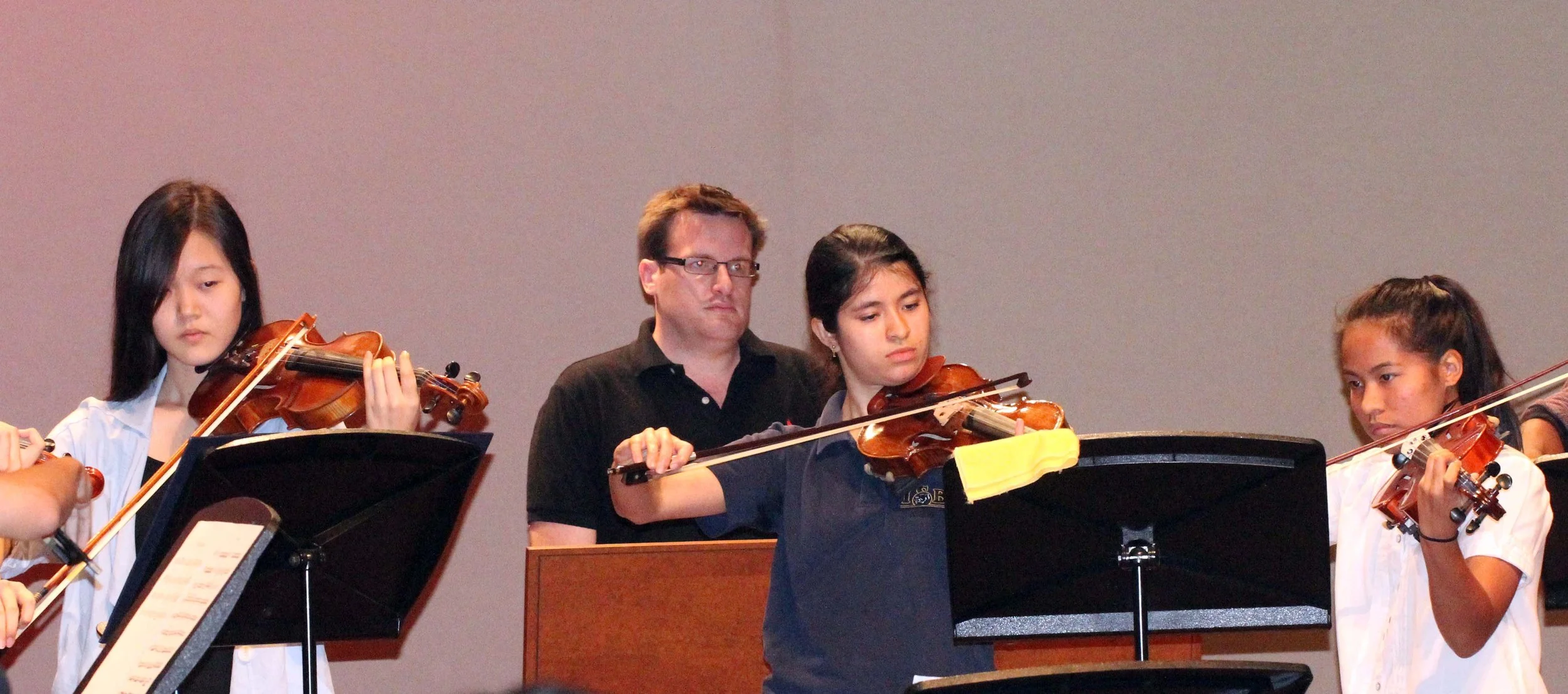 2013 Christmas Time at ISB (17).JPG