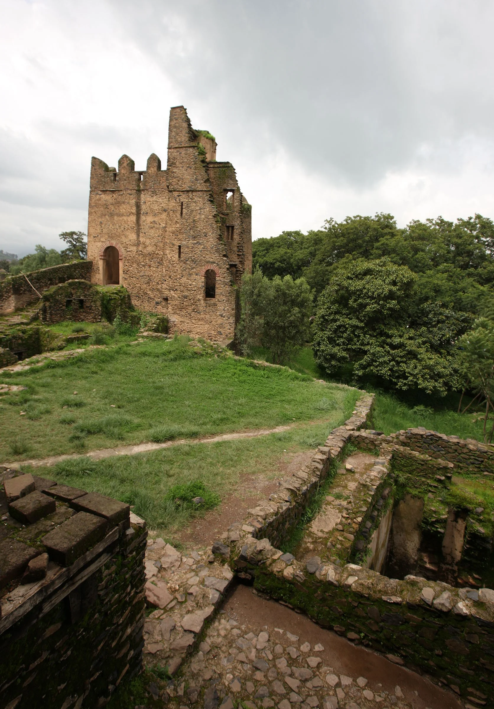 GONDAR ETHIOPIA - GONDAR CASTLE (51).JPG