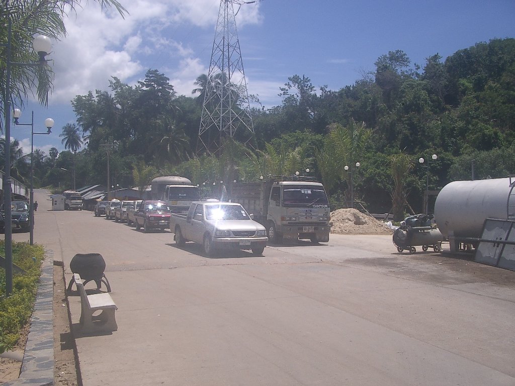 KOH LANTA - FERRY RIDE - 2004 (5).JPG