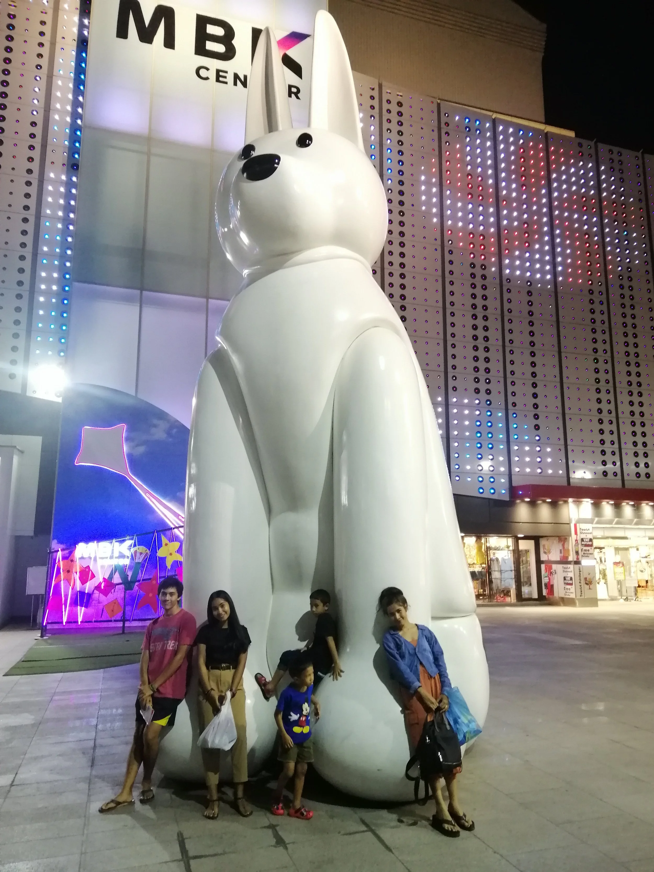 2019 Lumpini Park Bangkok with Gift and Ann (79).jpg