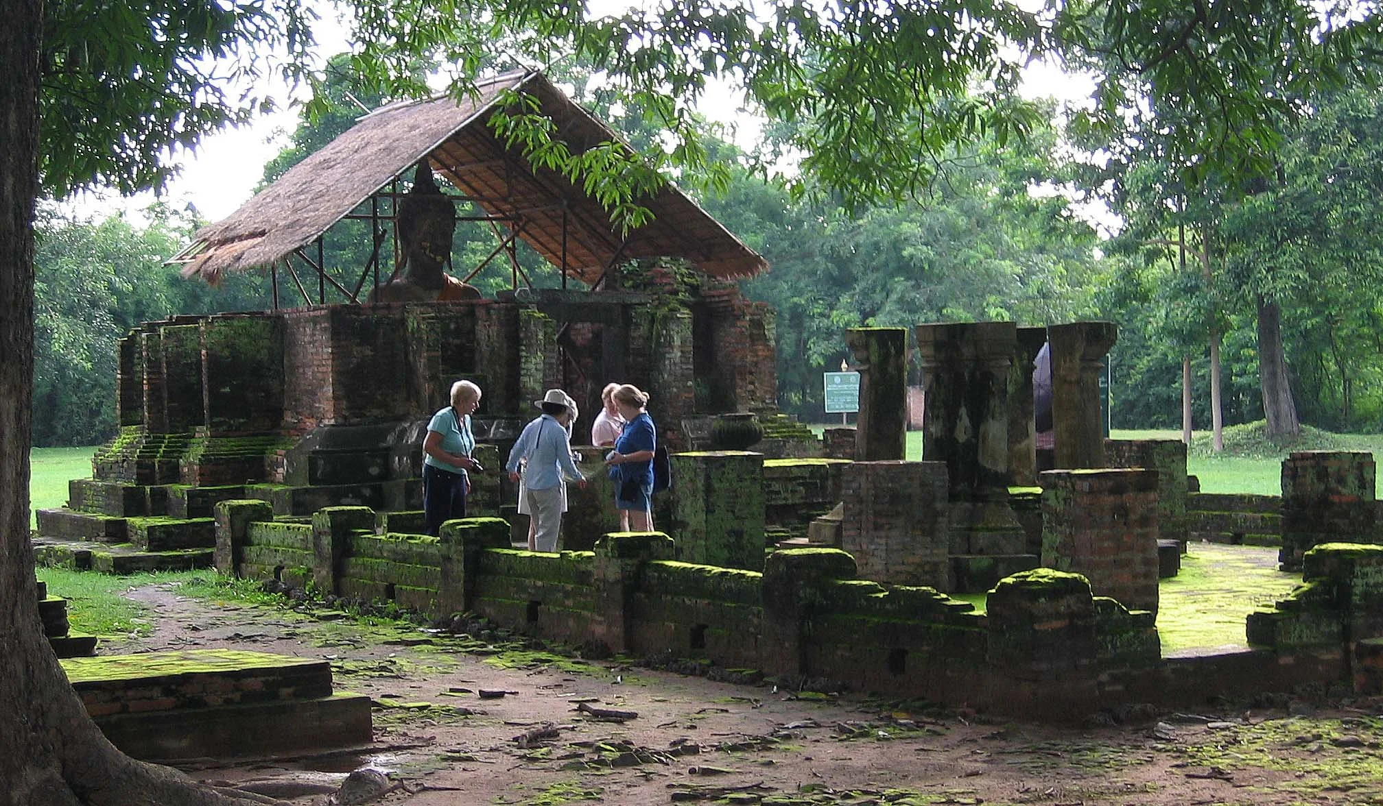 SUKHOTHAI - 2006 (12).jpg