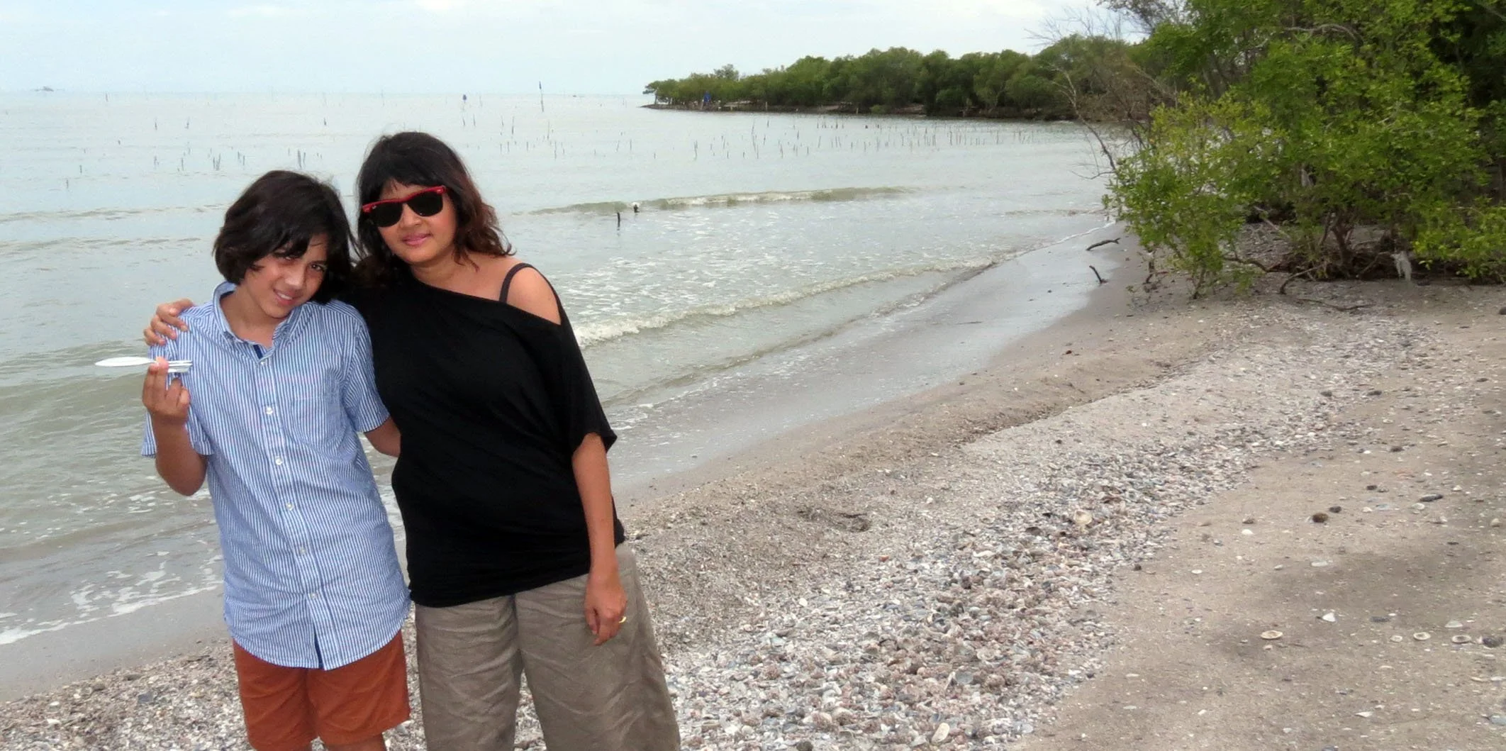 2013 Cha'am and Petchaburi with Family & Friends (72).JPG