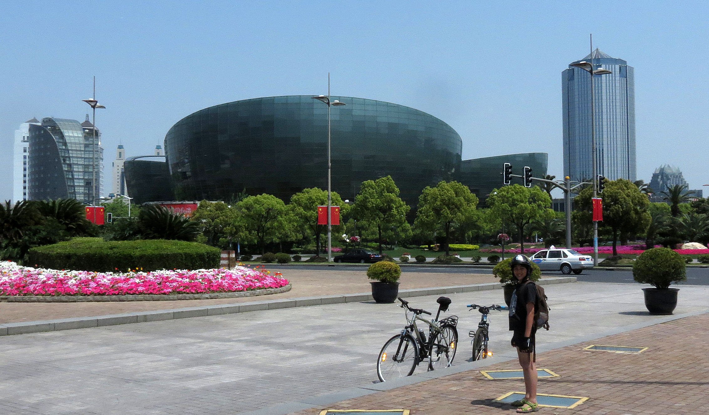 MAY DAY BIKE RIDE WITH COKIE 2013 - CENTURY PARK, JINQIAO, LIUJIAZUI (16).JPG