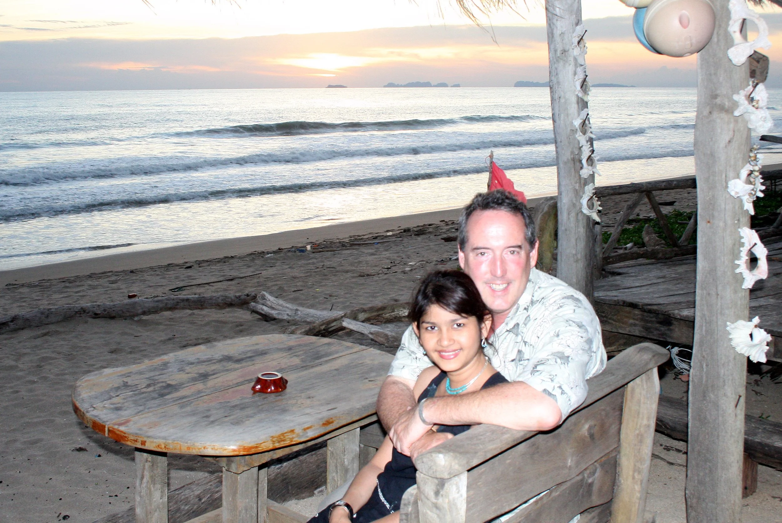 KOH LANTA - 2008 -  SUNSET AT OTTO'S (2).JPG