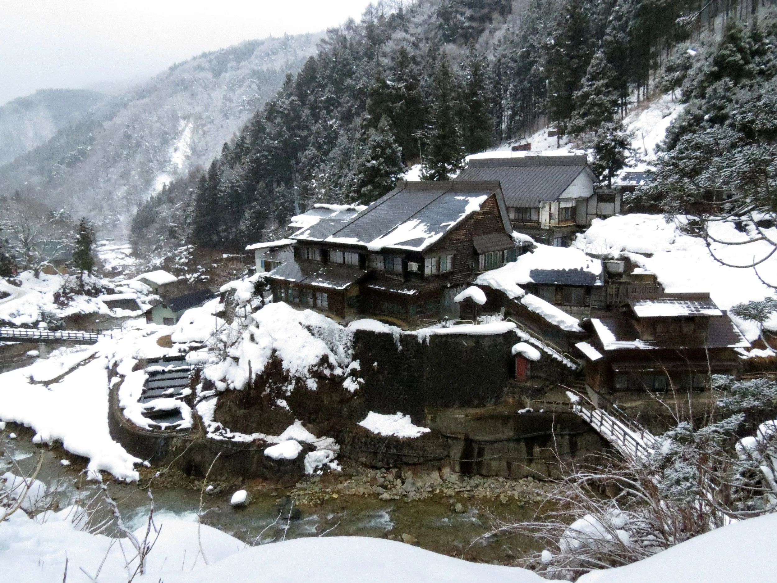 JIGOKUDANI ONSEN - KORAKUKAN RYOKAN - NAGANO PREFECTURE JAPAN (21).JPG