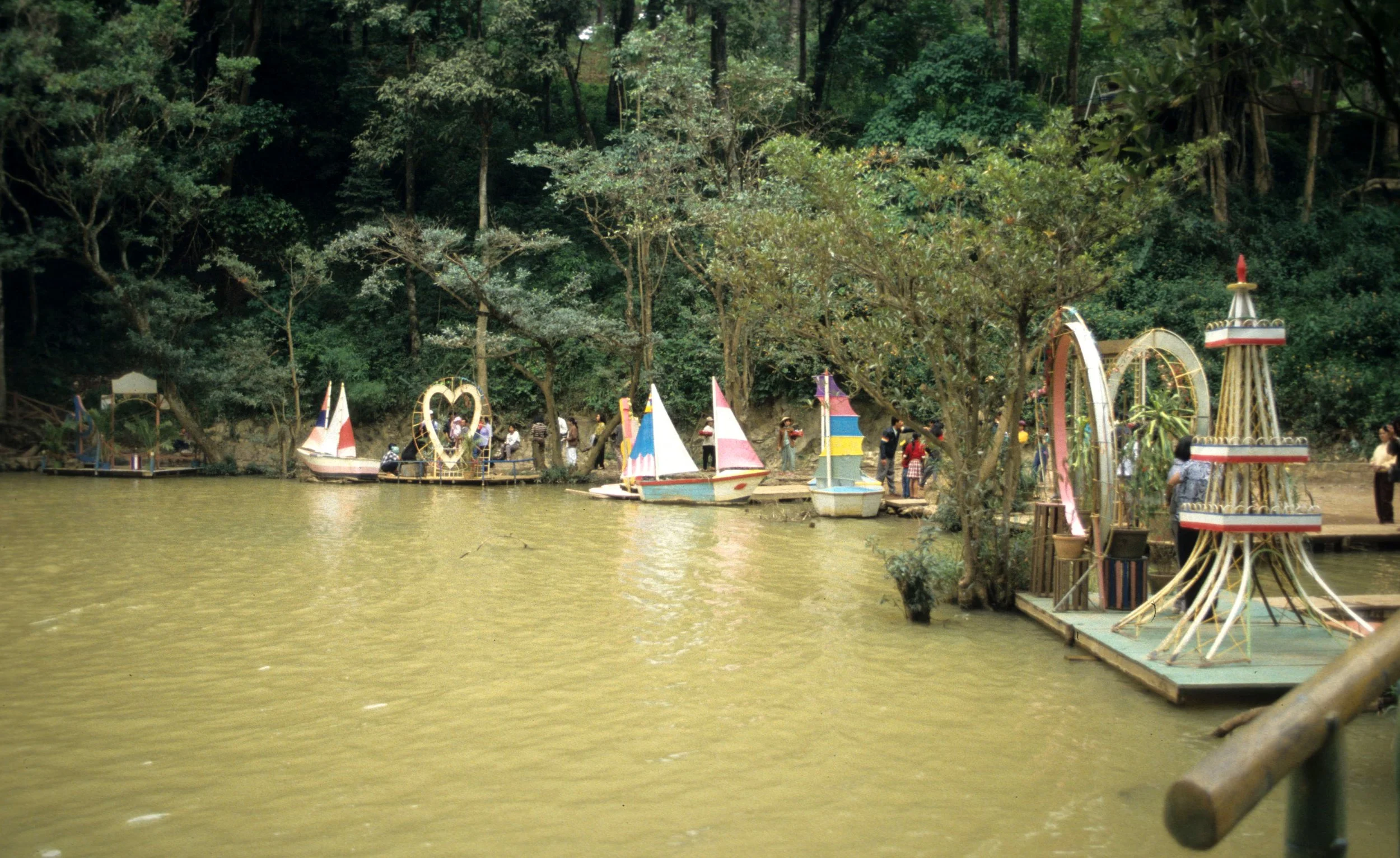 NAM CAT TIEN NATIONAL PARK - VIET NAM 1994 (3).jpg