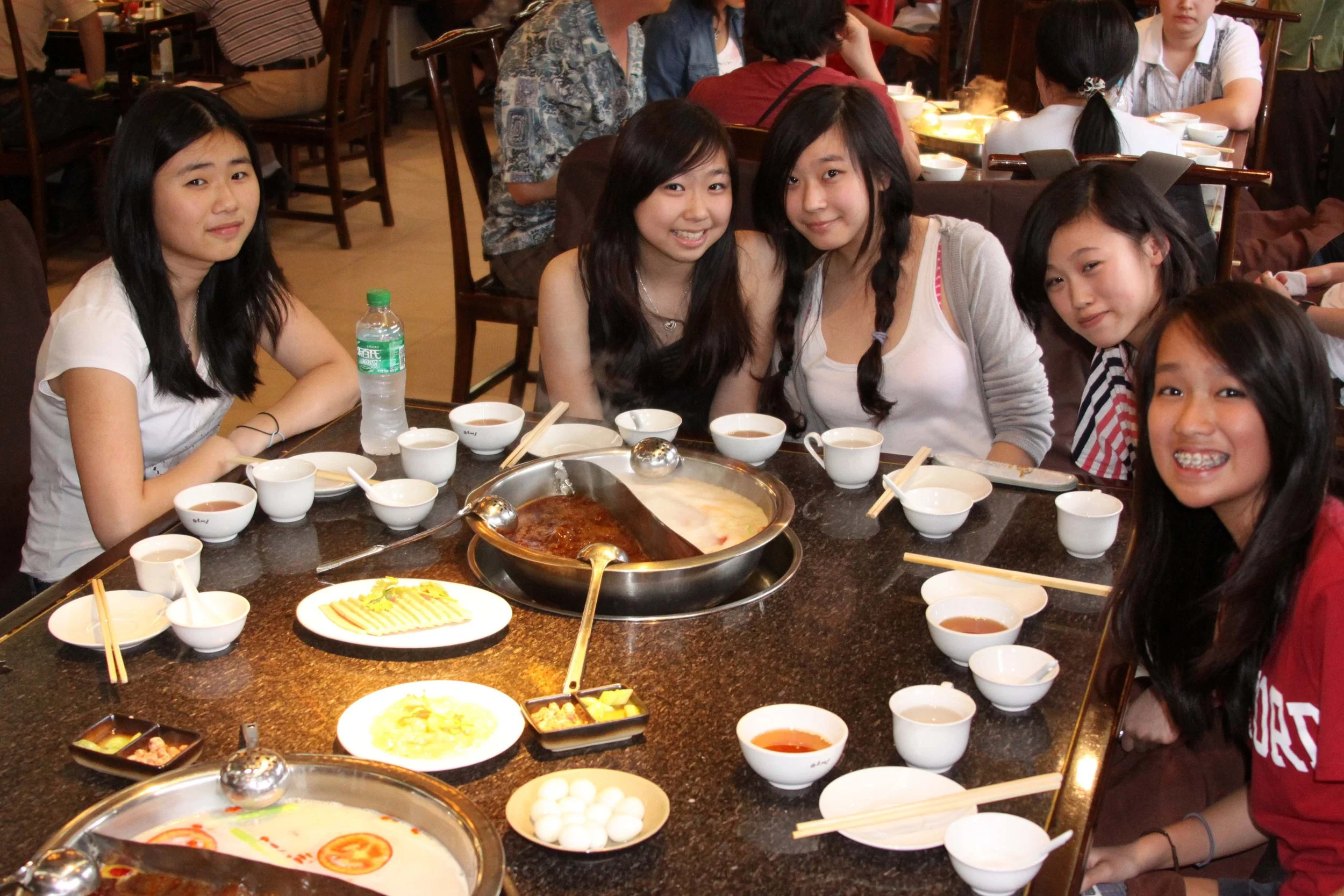 CHENGDU - HOT POT DINNER - CHINA ALIVE 2011 (6).JPG