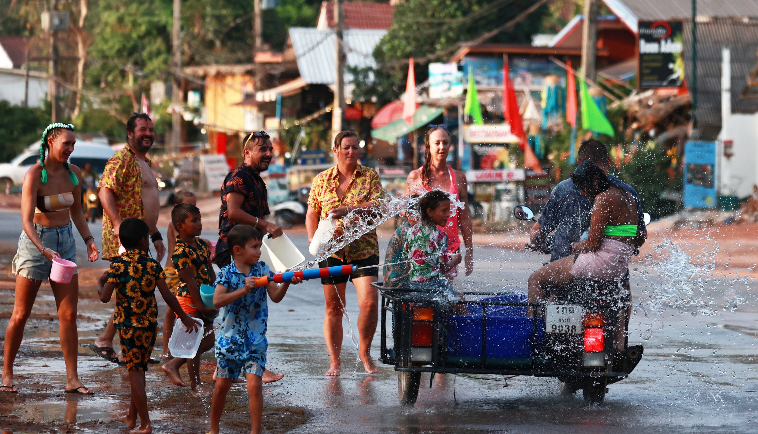 2024 Koh Lanta Songkran  (31).jpg