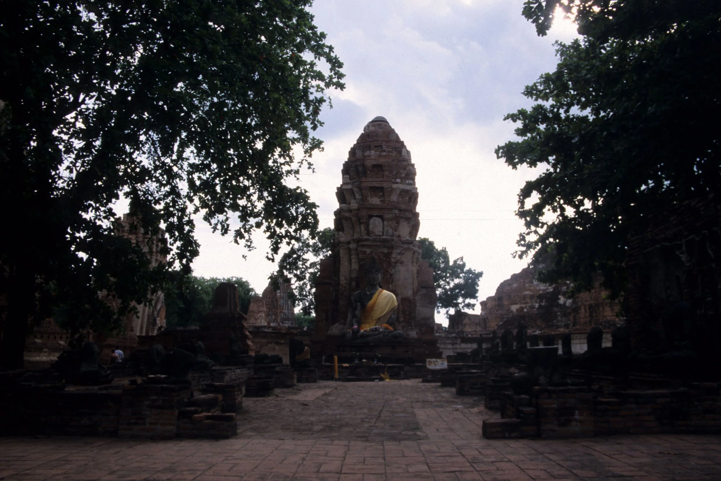 AYUDTHAYA - WAT PHRA MAHATAT B.jpg