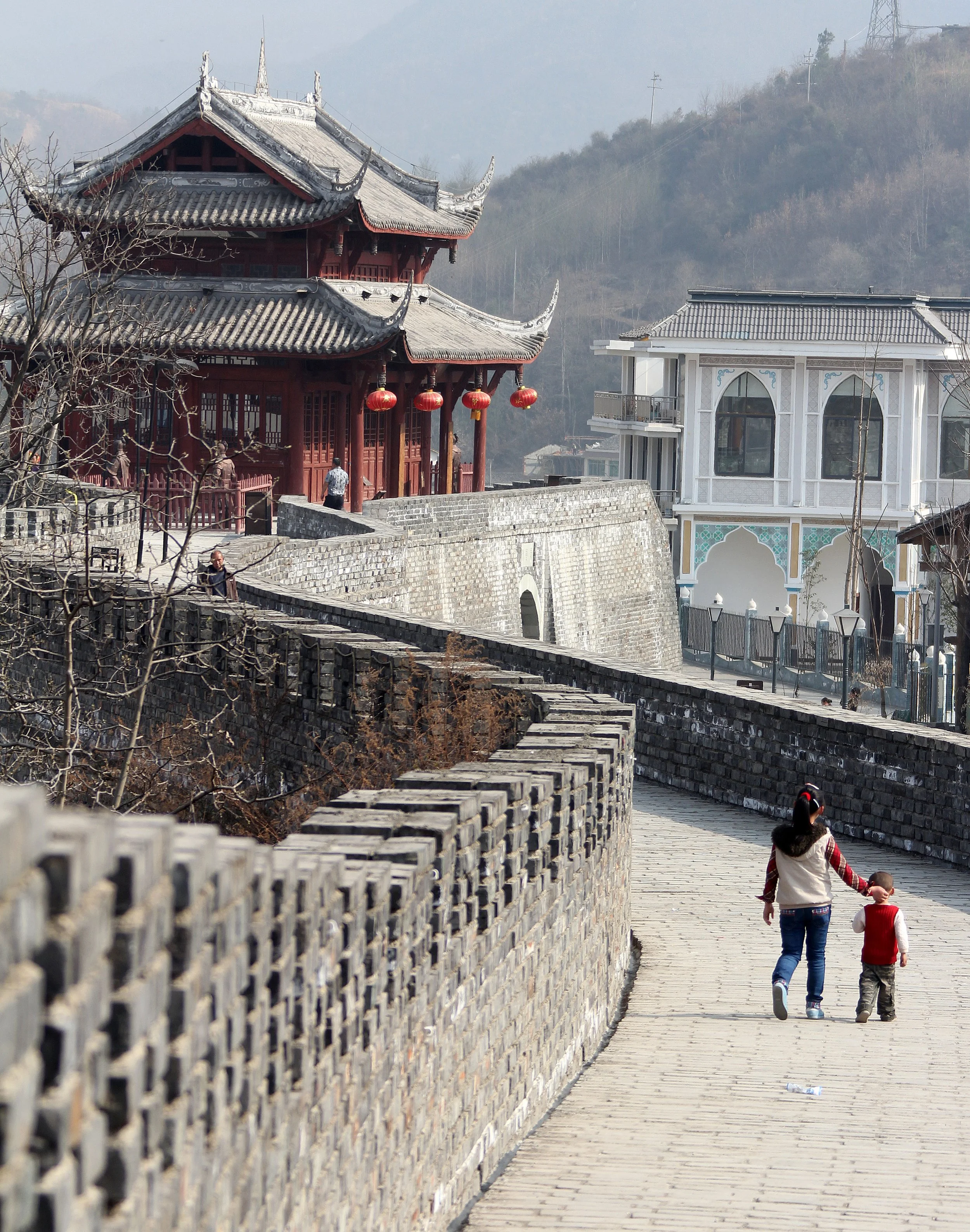 SHANGLI ANCIENT TOWN - SICHUAN CHINA (33).JPG