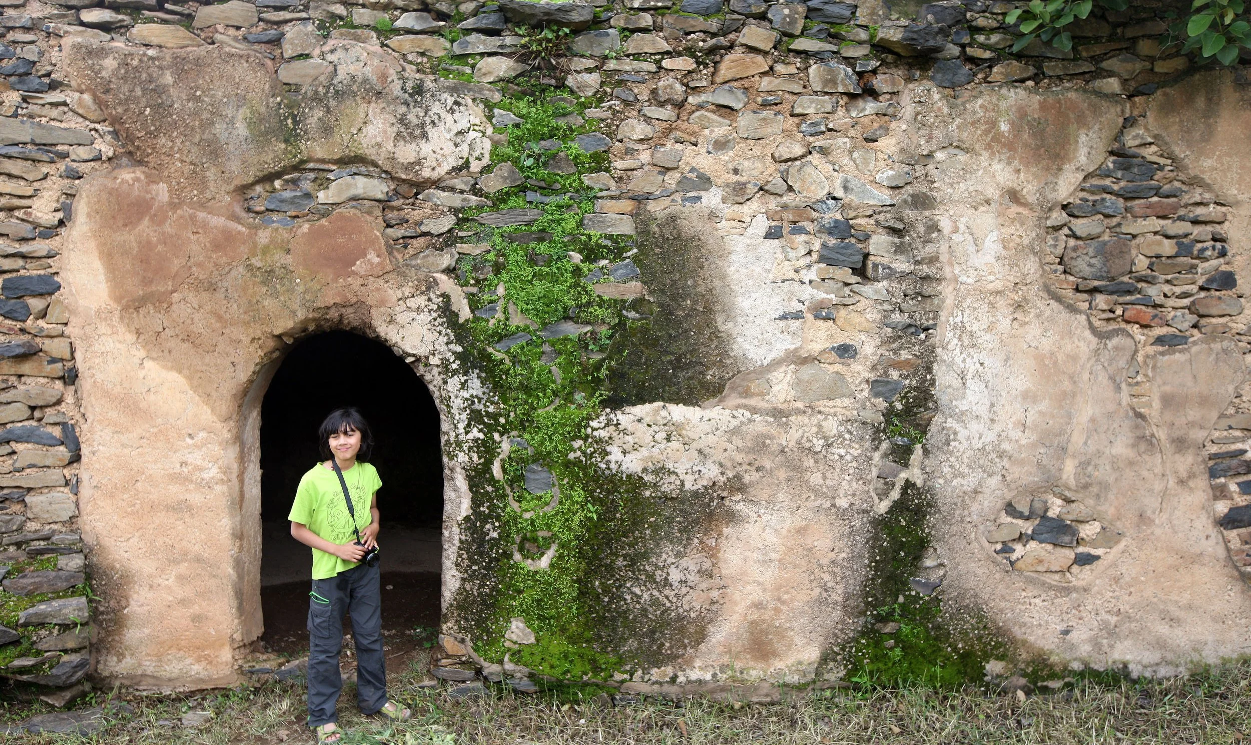 GONDAR ETHIOPIA - GONDAR CASTLE (90).JPG