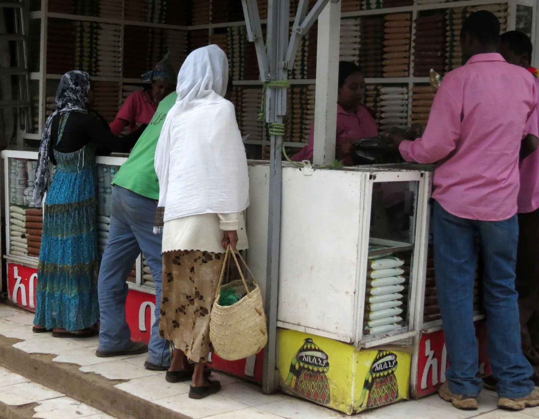 ADDIS ABABA - MERCADO (11).JPG