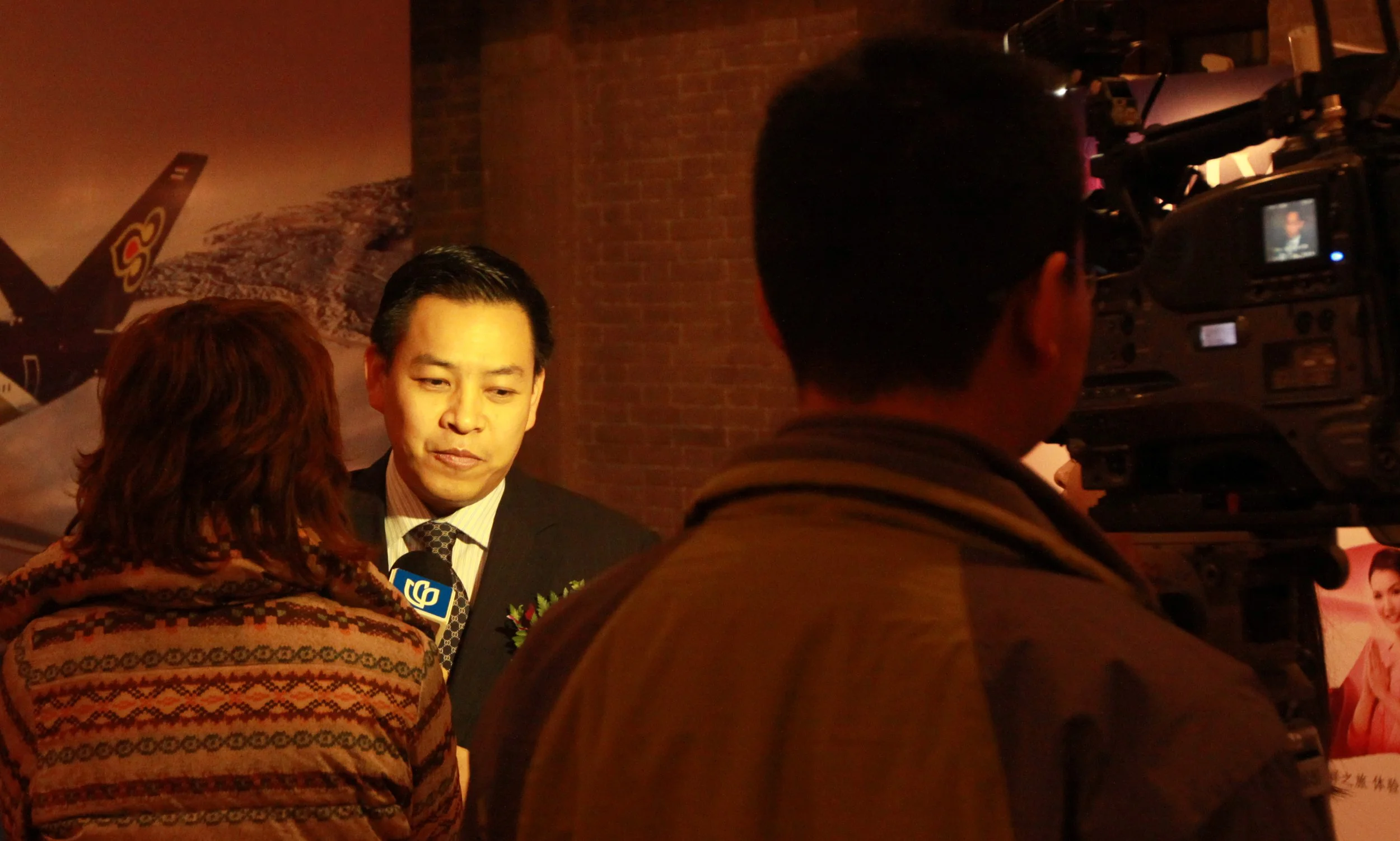 THAI CONSULATE DINNER AND BENEFIT (40).JPG