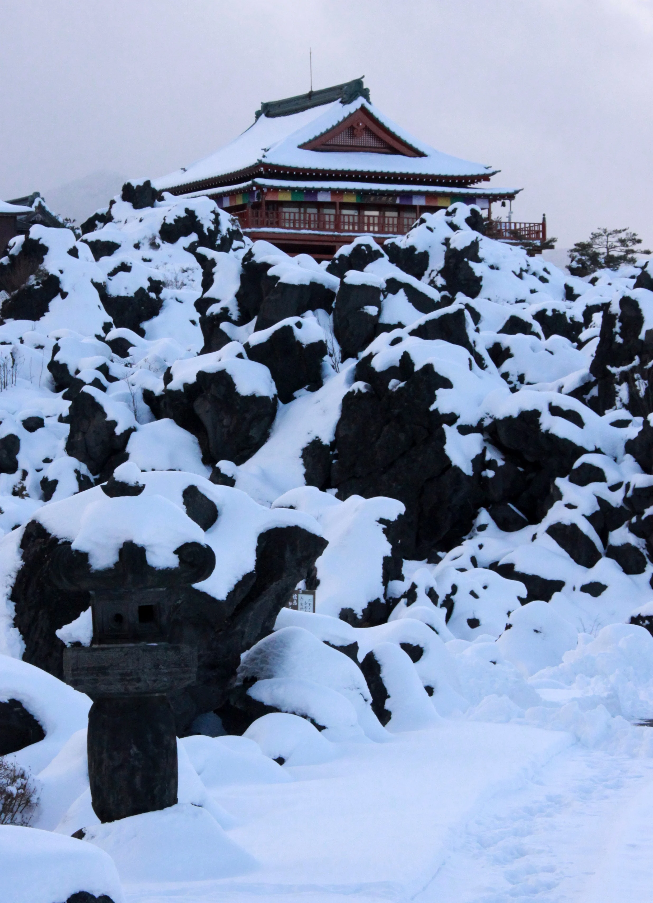 MOUNT ASAMA - JOSHIN'ETSUKOGEN NATIONAL PARK JAPAN (71).JPG