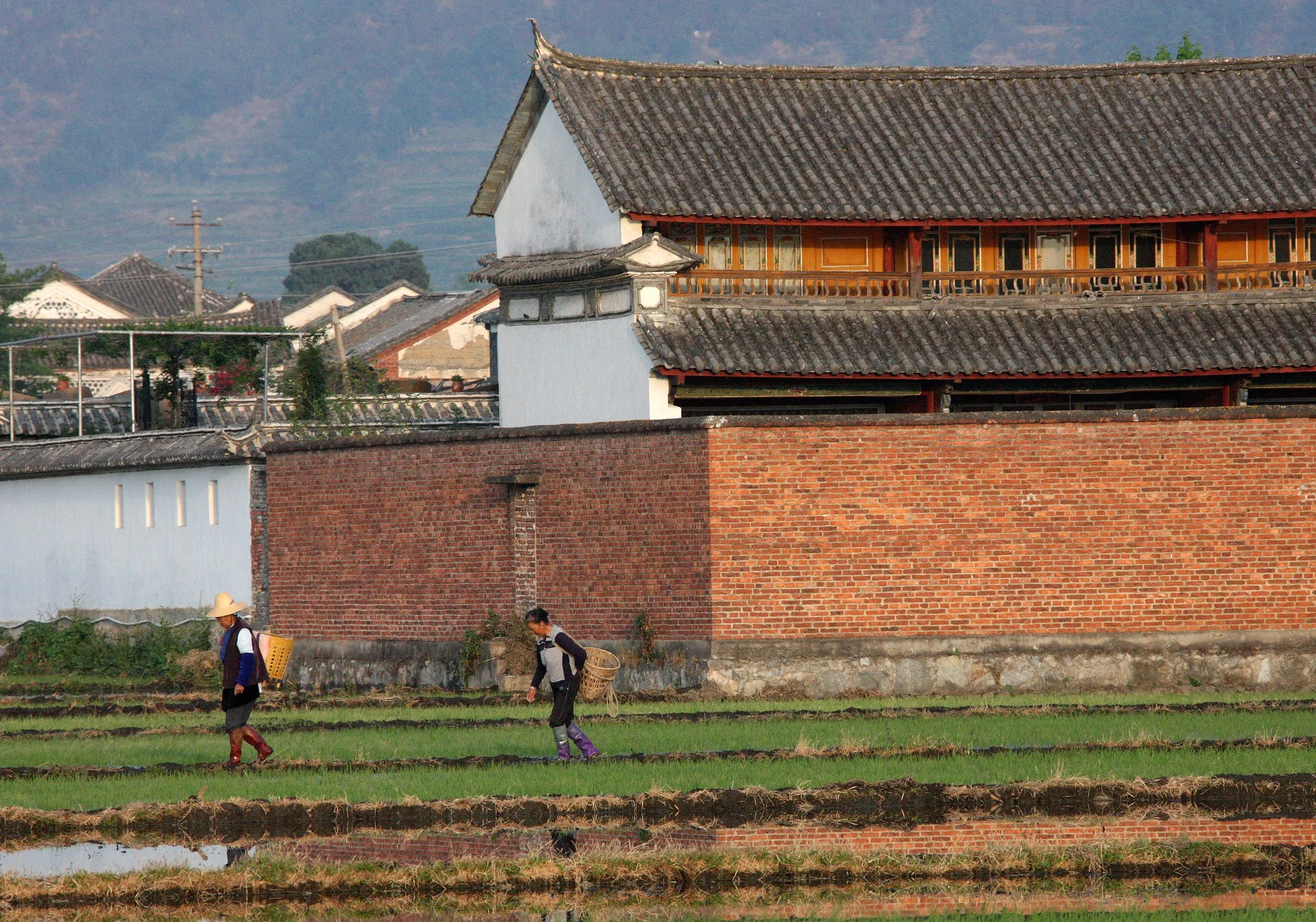 LINDEN CENTER - XIZHOU VILLAGE YUNNAN CHINA (85).JPG