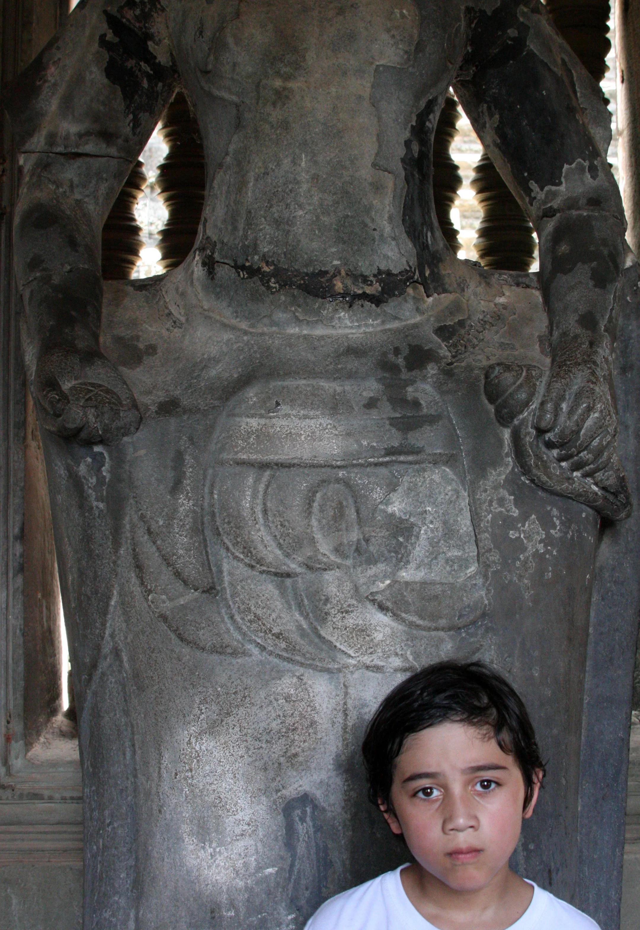 ANGKOR WAT CAMBODIA - JULY 2010 (13).JPG