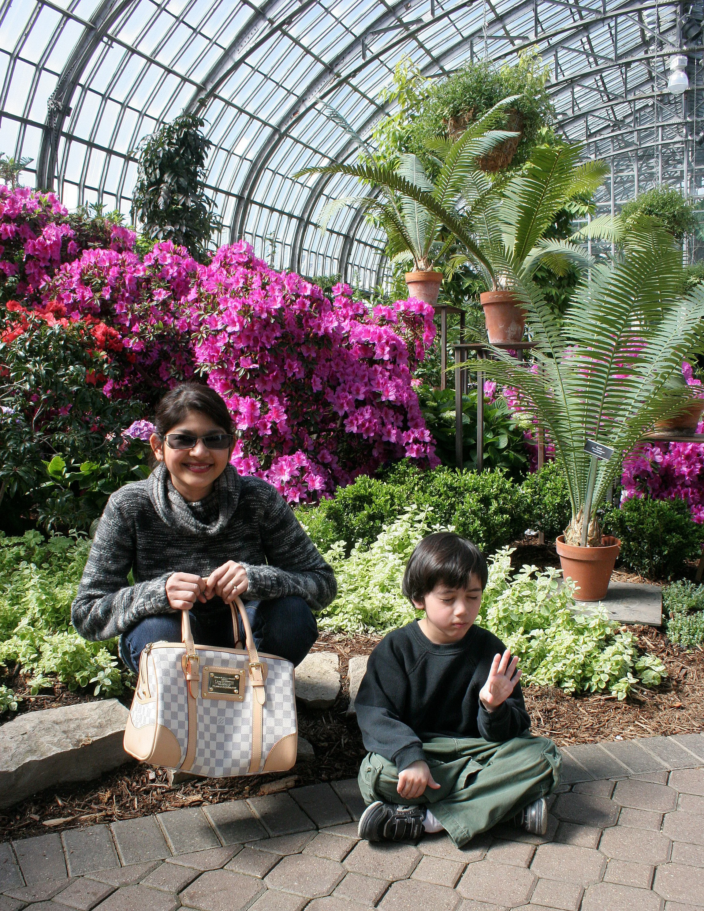2008-4-3 CHICAGO SPRING TRIP - GARFIELD PARK CONSERVATORY (5).JPG
