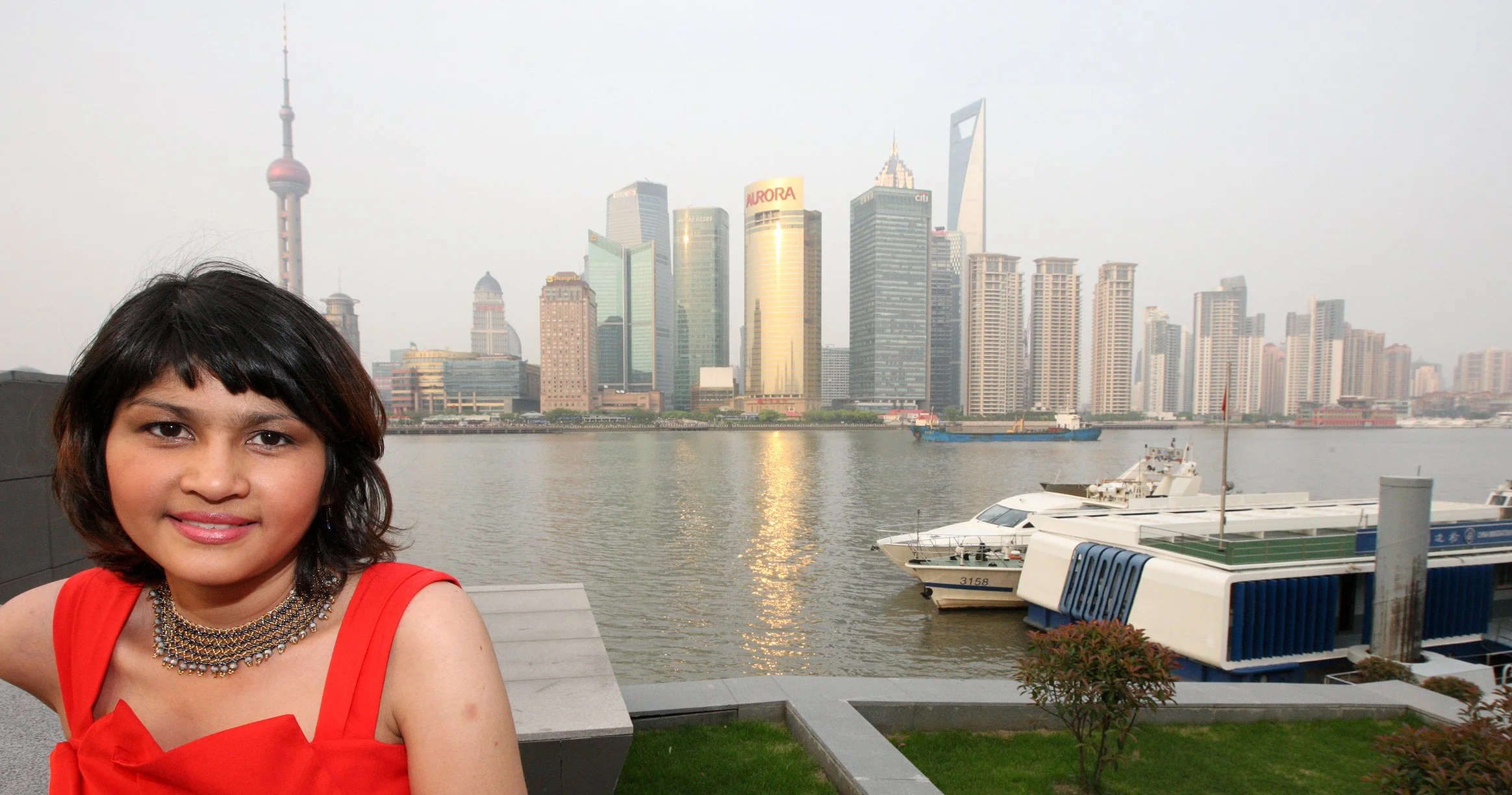 2011-4-29 NIGHT AT SHOOK AT 19 BUND SHANGHAI (7).JPG