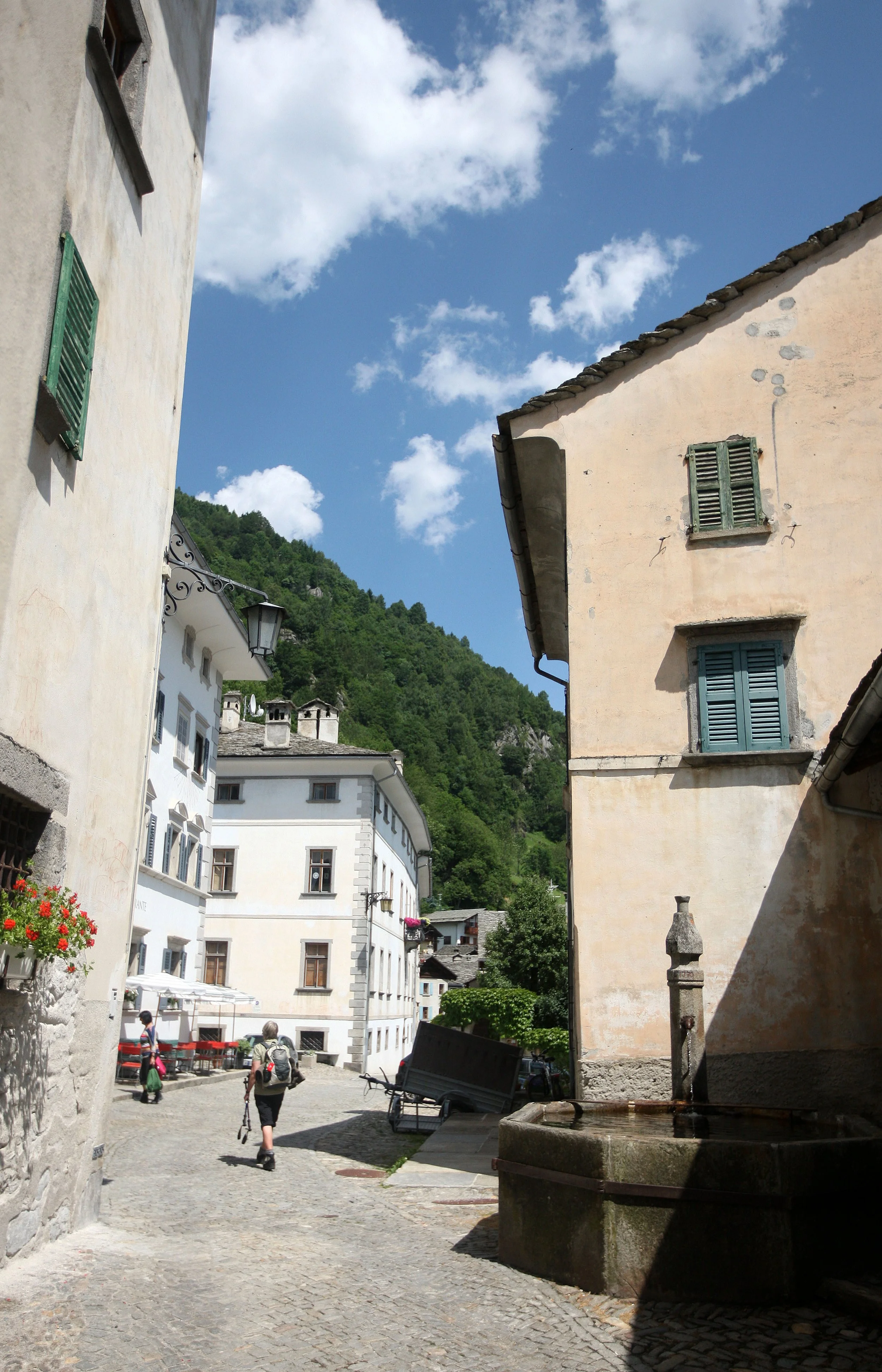 SOGLIO SWITZERLAND (3).JPG
