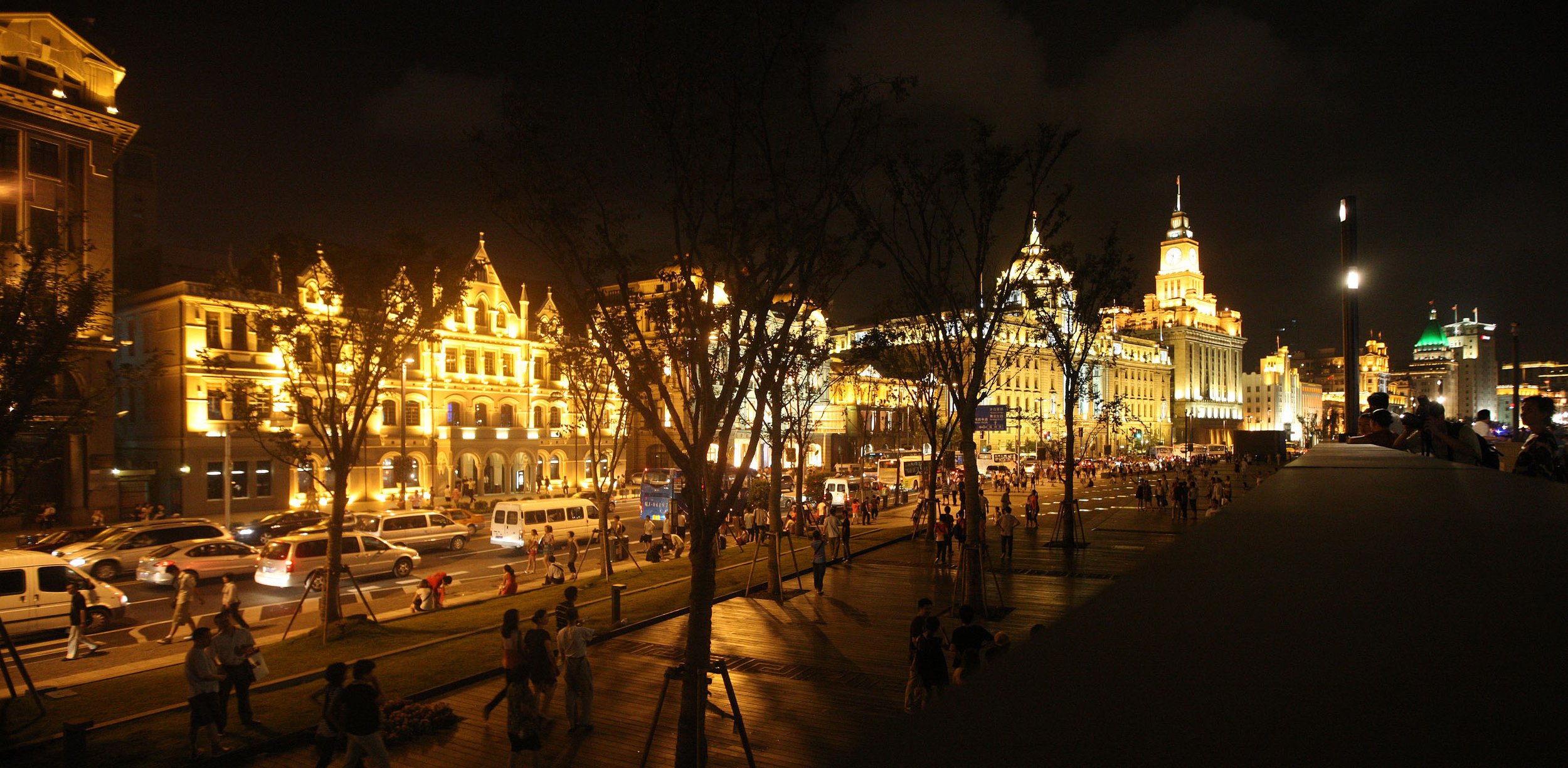 SHANGHAI NIGHT OUT - THE BUND IN AUGUST (35).JPG