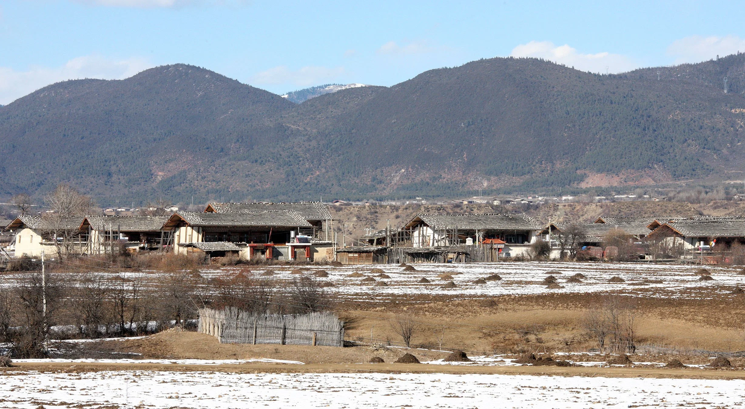 YUNNAN - TIBETAN VILLAGES NEAR NAPAHAI & SHANGRILA (1).JPG