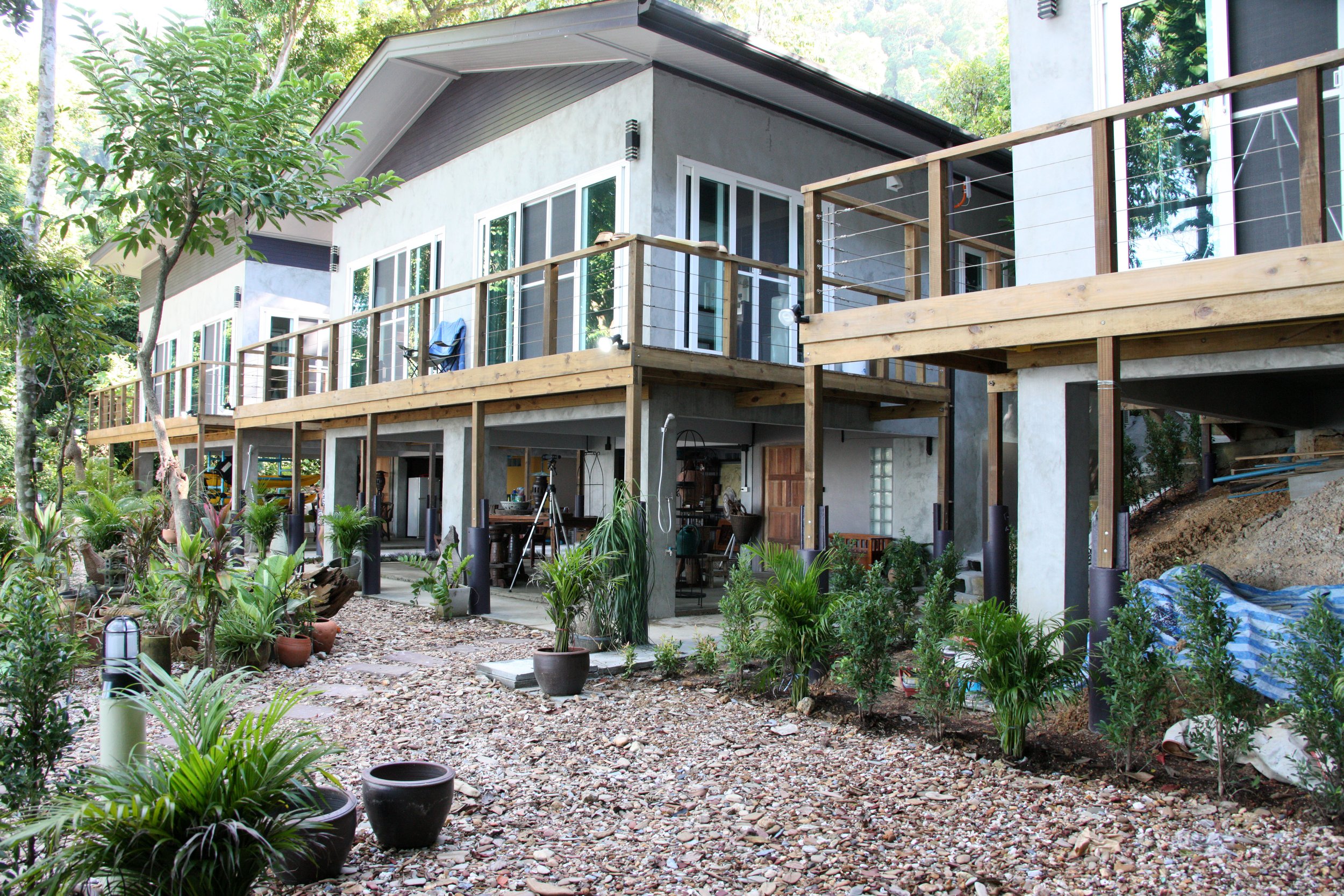 2016 Koh Lanta TheOtherSideVillas - Langur (12).JPG