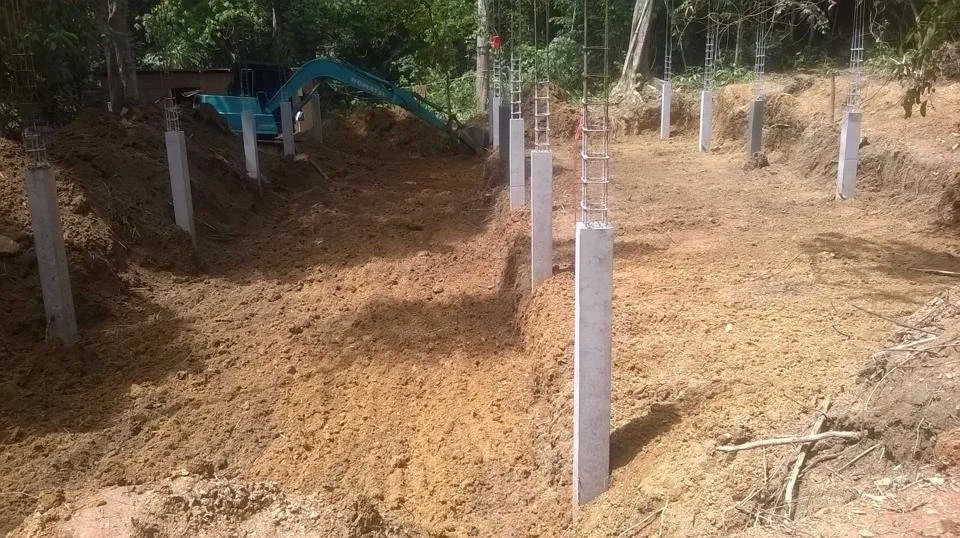 2013 Lanta Building Project Early Days (18).jpg