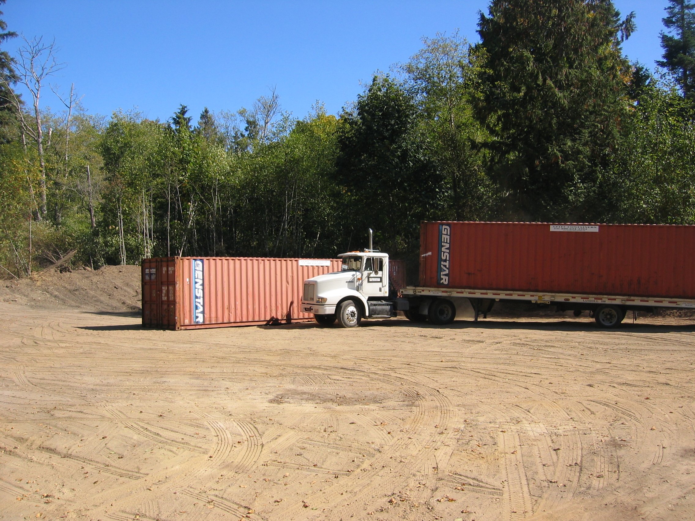 2006-11-3 LA SELVA TEAKWOOD AND BEADS ENDEAVOUR (15).JPG