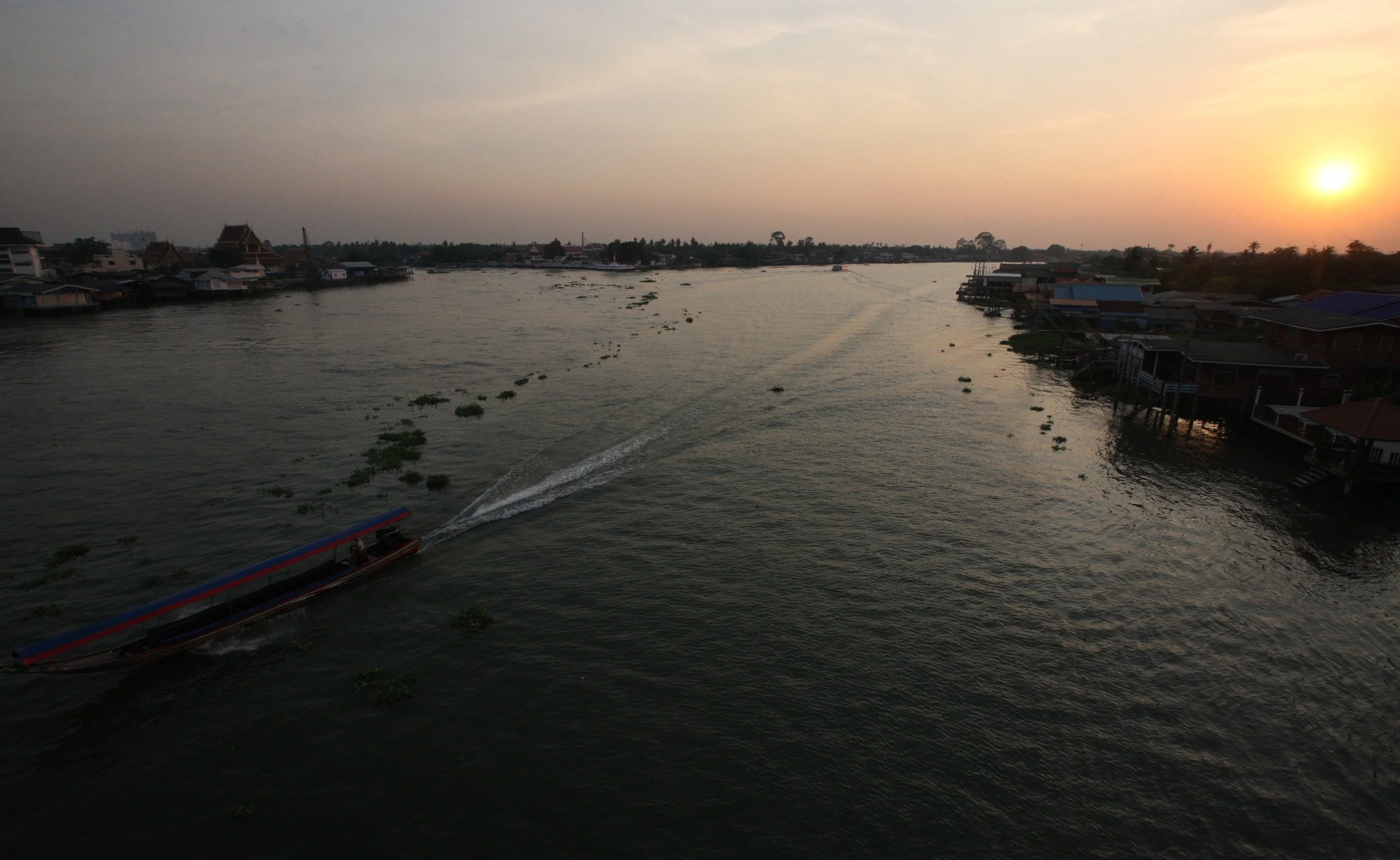 2015 Pakkret Nonthaburi Sunset on Chao Praya (3).JPG