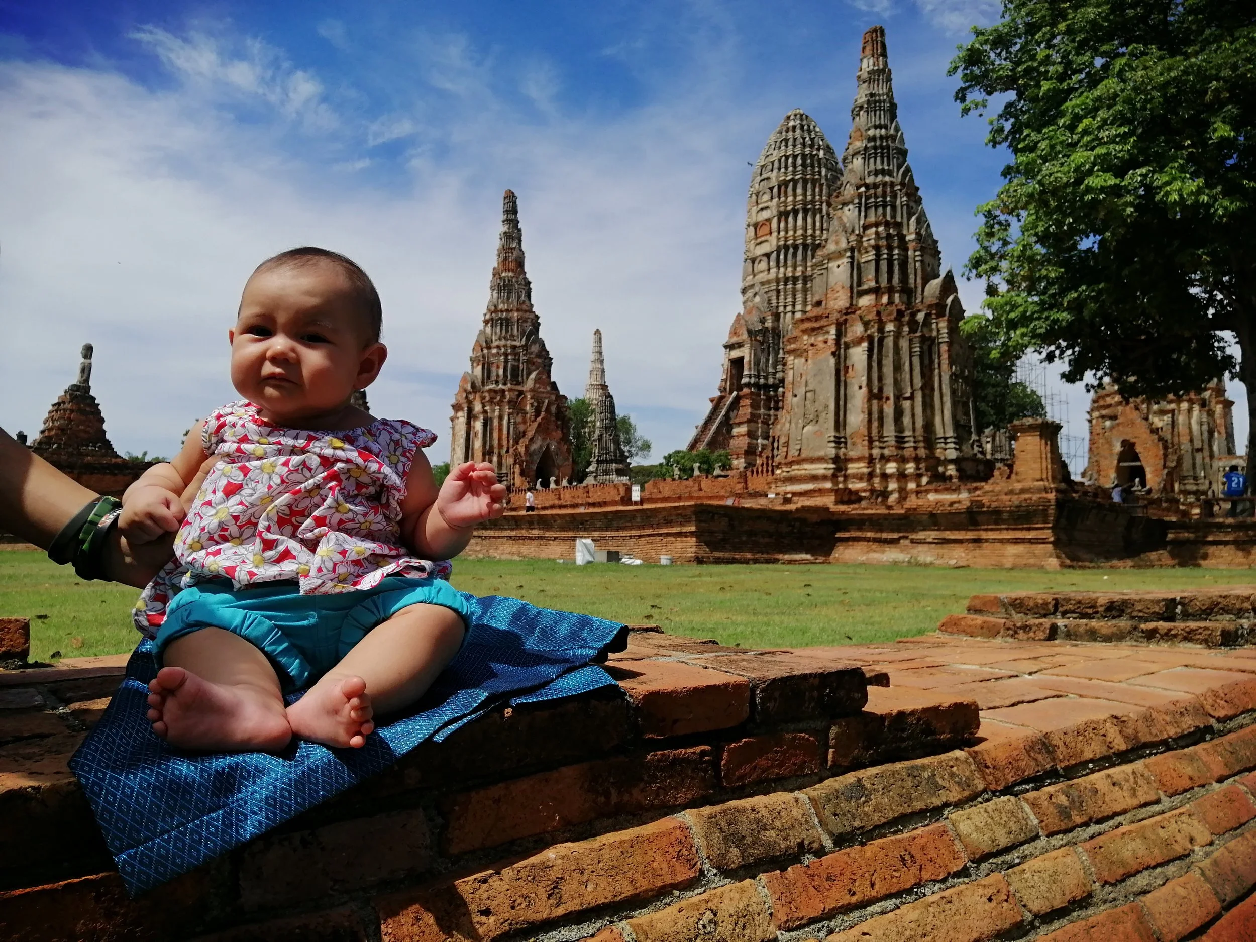 2020 Ayutthaya with Liana & Gift and Mom (33).jpg