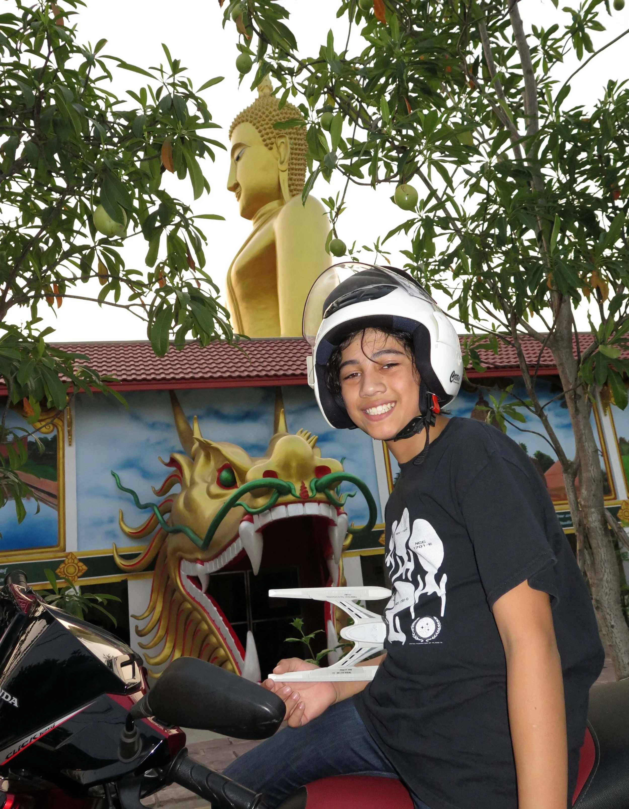 2013 Nonthaburi Setthasiri House and Nonthaburi Neighborhood (166).JPG