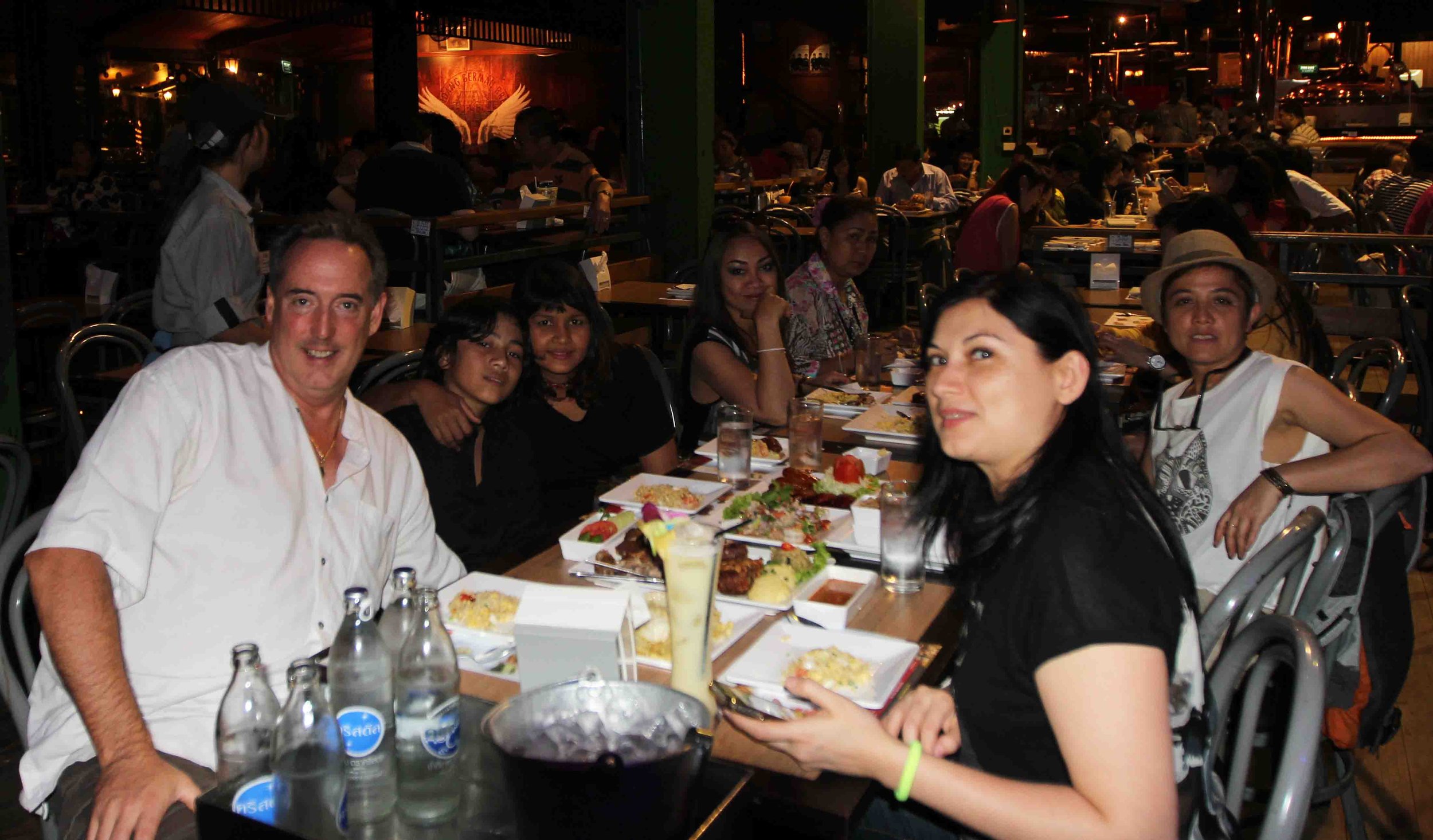 2019 Ann & Noi Visit Bangkok (100).JPG