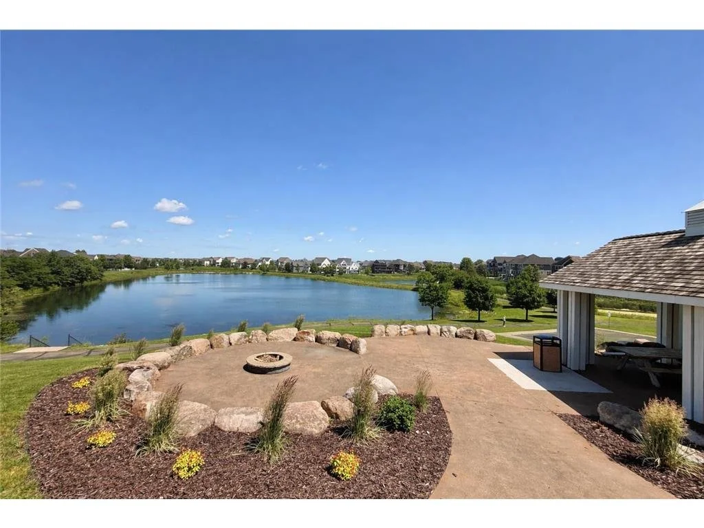 16102 exterior - Copy.jfif