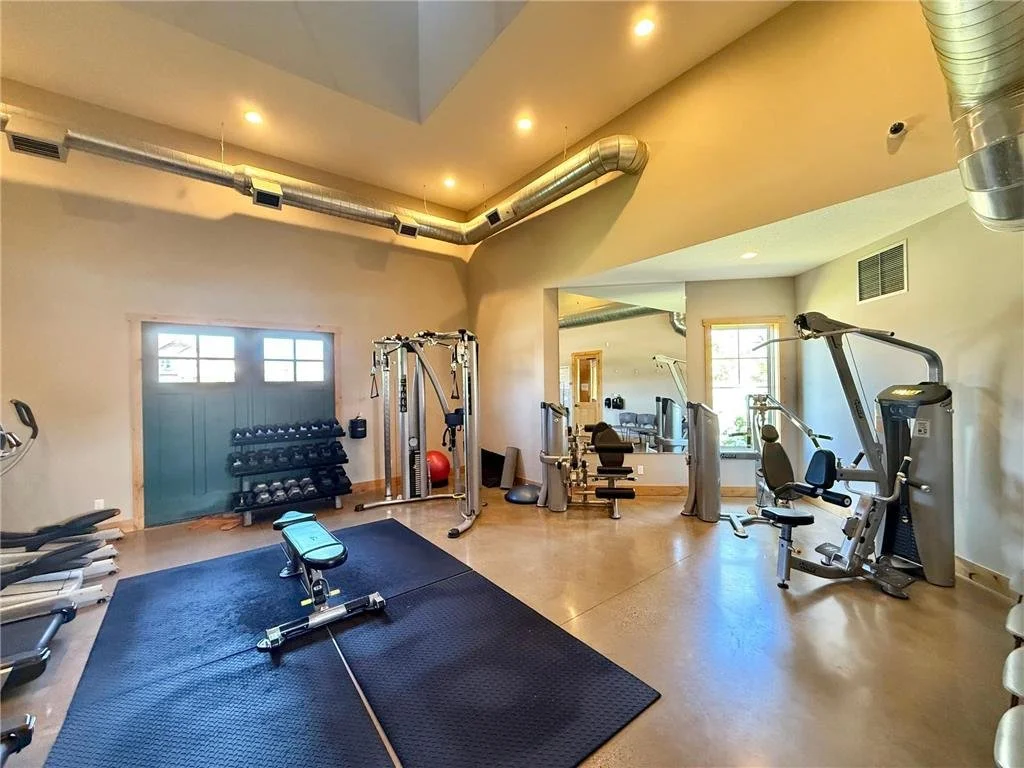 4848 community gym - Copy.jfif