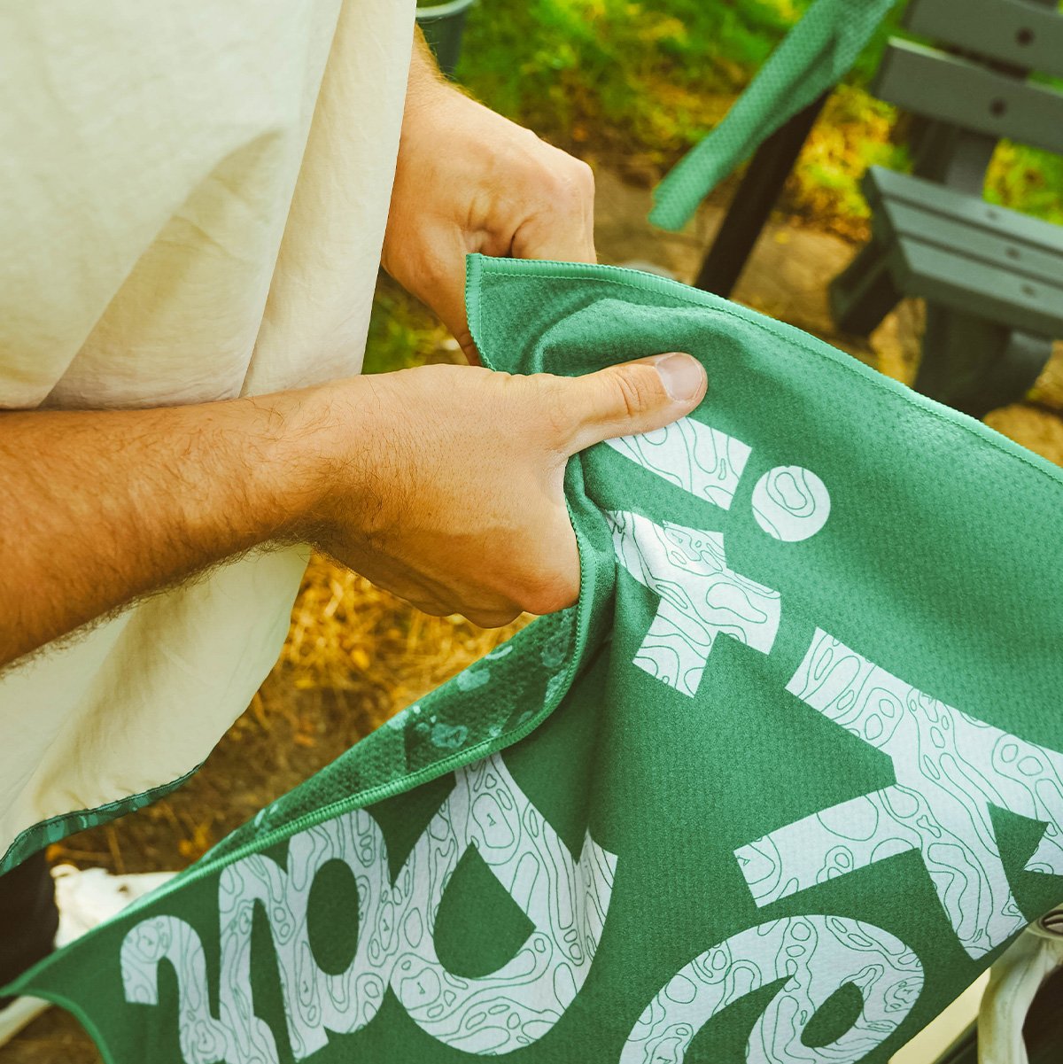 keepitpar_towel_back_web_lifesryle.jpg