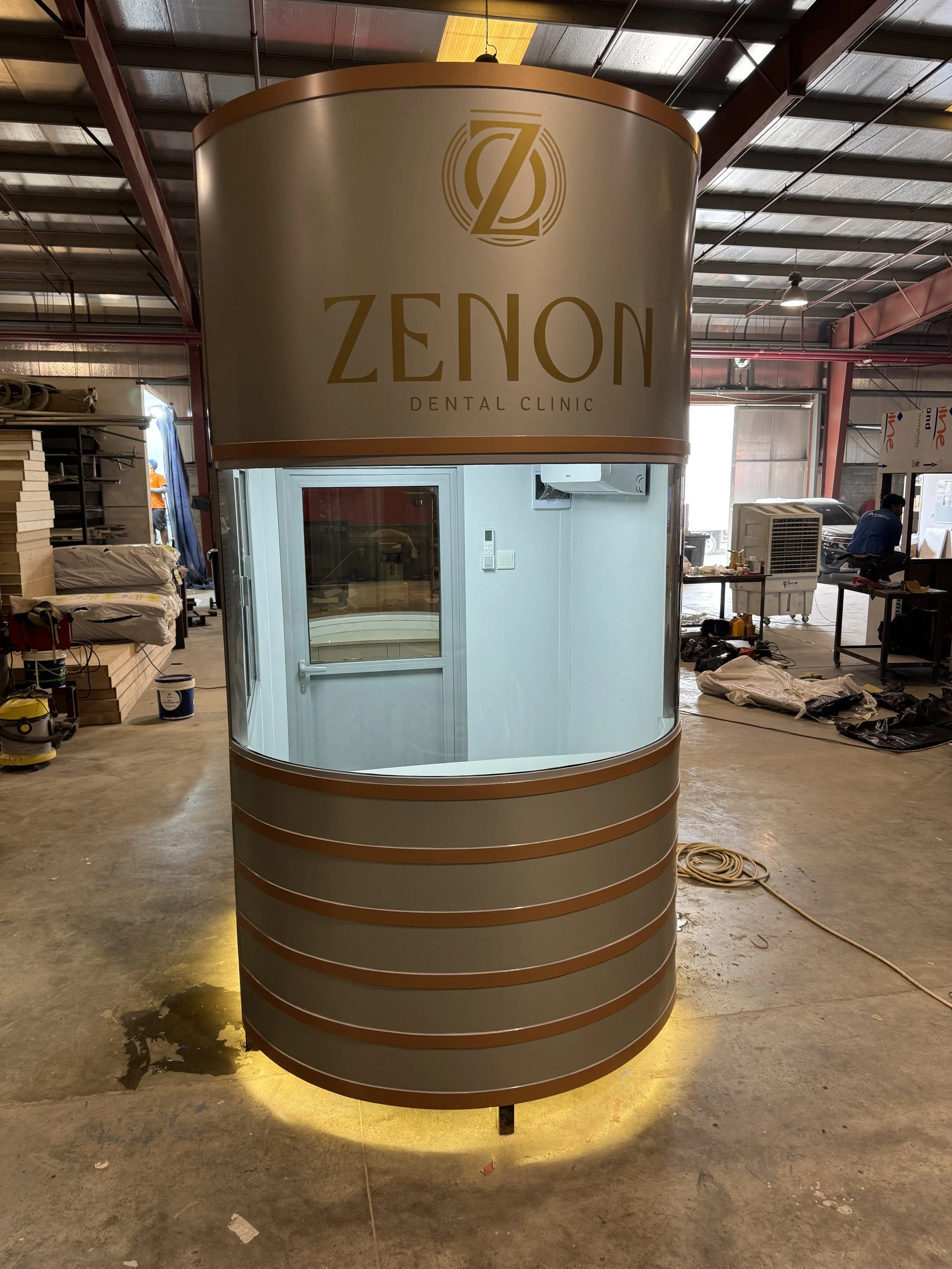 Zenon 1.jpg