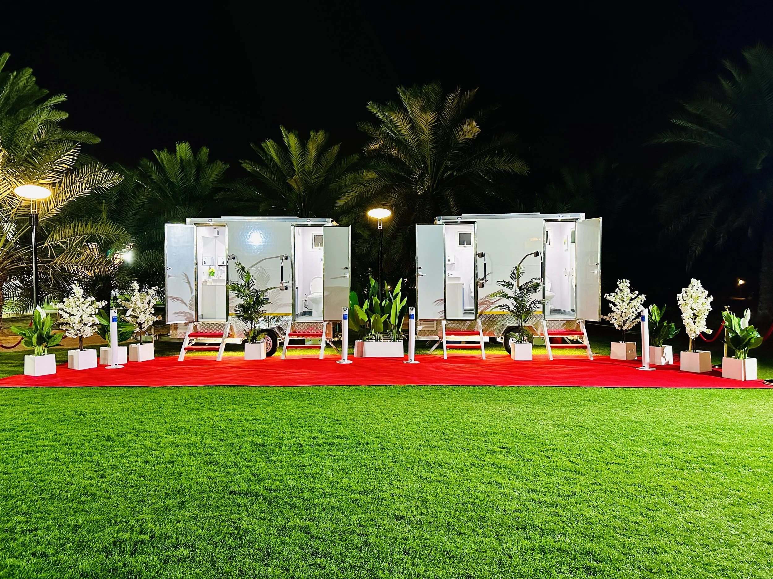 VVIP External Toilet Package - Dubai - UAE - Yalla Sanitation - Rental