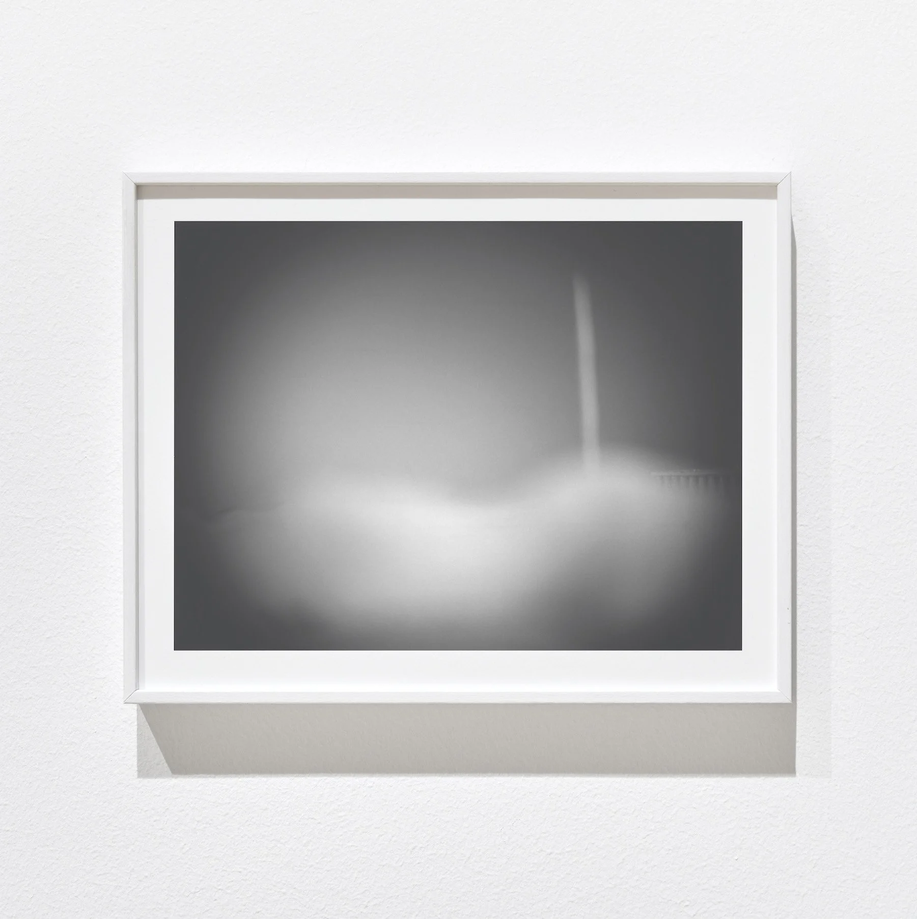 Nils Olav Bøe / Boe, made black-and-white contemporary art photography, depicting a timeless uskarpt landscapes between realism and fiction.