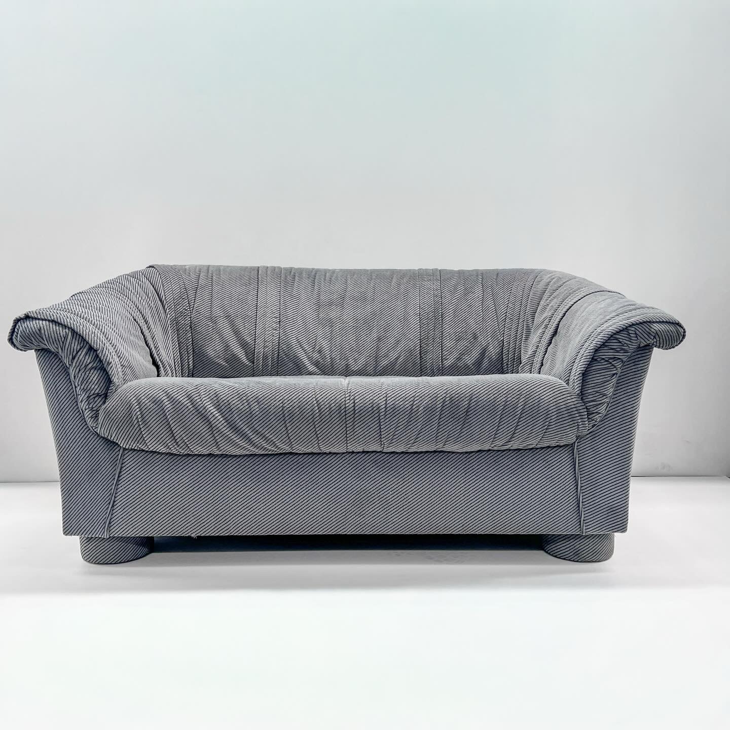 Super cute Bridgestone lounge set, 70s&ndash;80s.
Candy-stripe grey/black upholstery with those oversized upholstered feet doing all the work.

Soft curves, deep seats, proper comfy.
2 &times; two-seaters + matching armchair available.

#bridgestonef