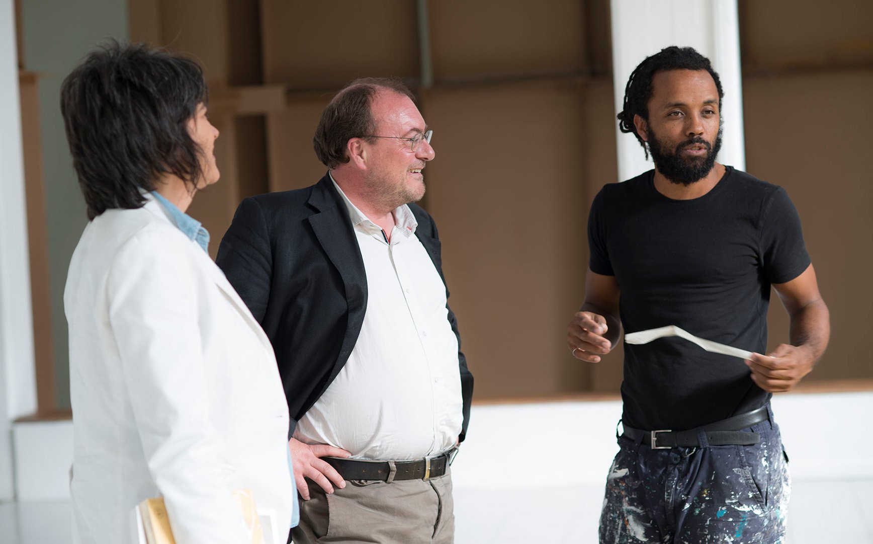  Carlos Bunga at the exhibition. Photo: Óscar Monsalve.  
