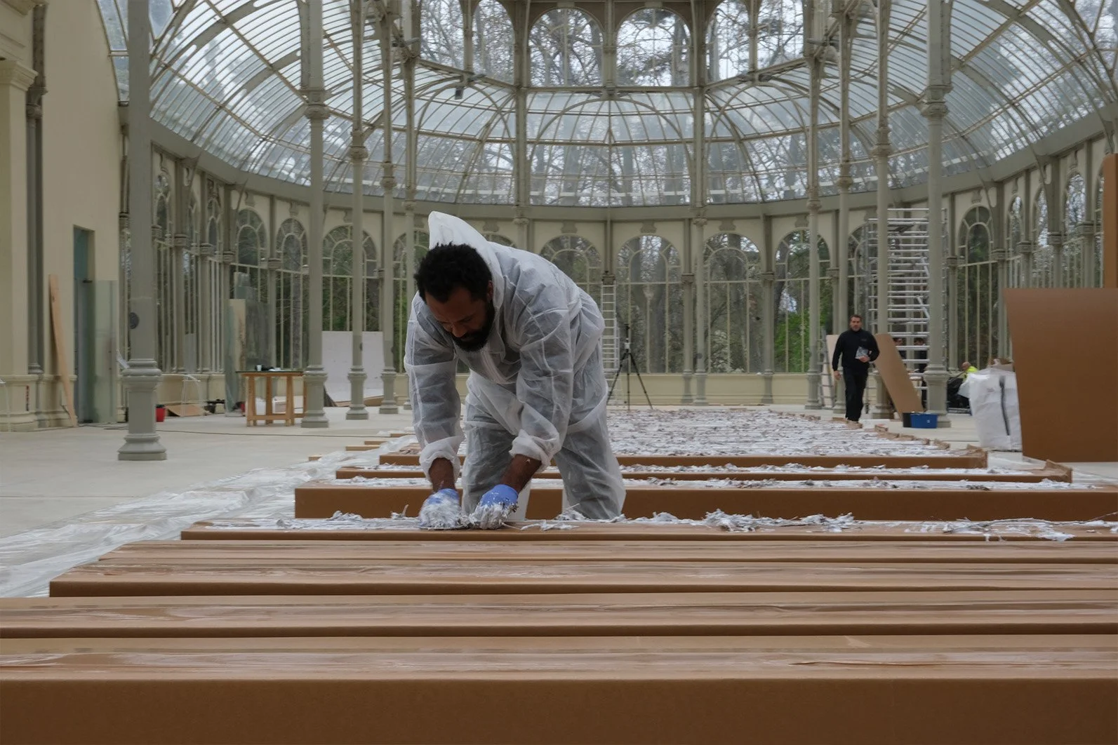  Bunga in the process of construction of his site-specific . © Carlos Bunga. 