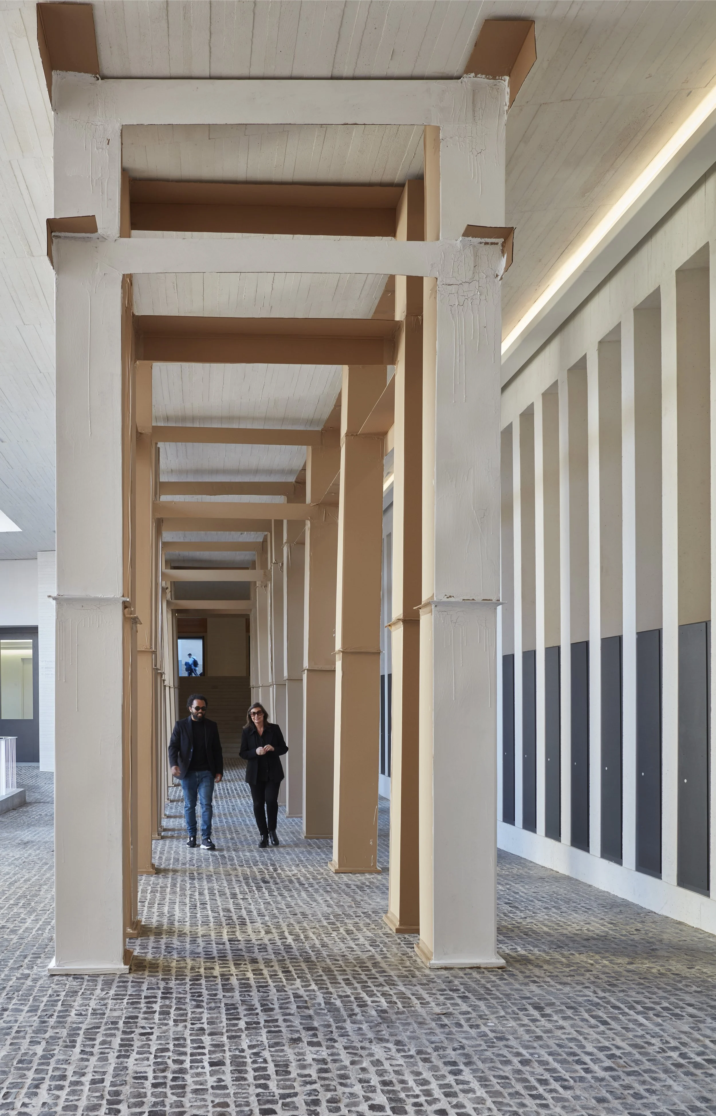 Performar_la_naturaleza_Carlos_Bunga_Sandra_Guimarães_Foto_Joaquin_Cortes (4).jpg