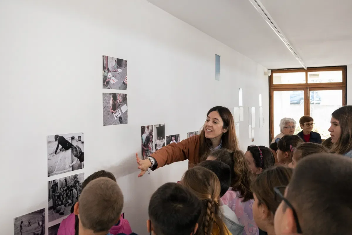 Mudar_a_escola_para_mudar_o_mundo_2pt_1.webp