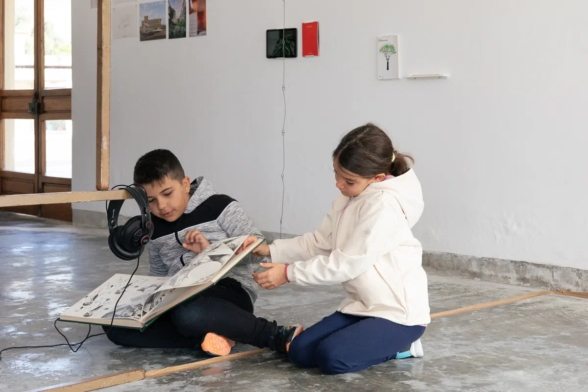 Mudar_a_escola_para_mudar_o_mundo_2pt_13.webp