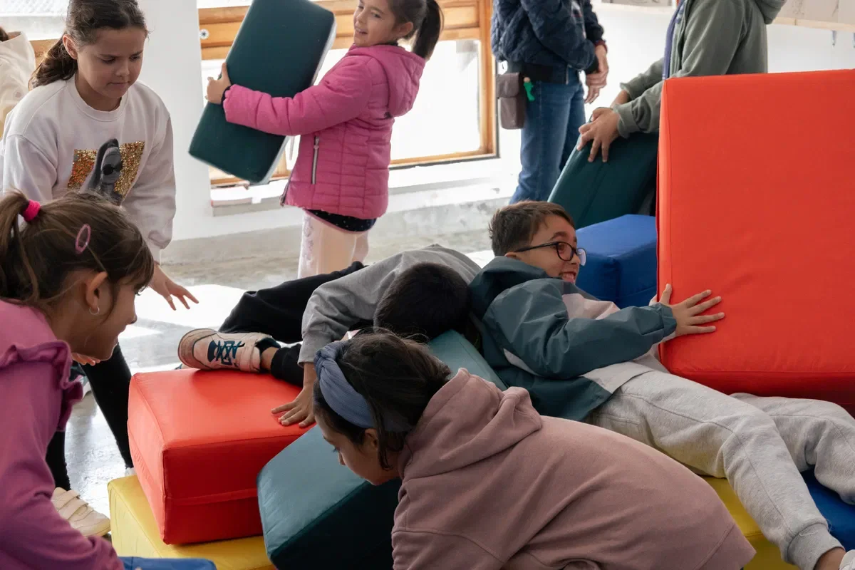 Mudar_a_escola_para_mudar_o_mundo_2pt_10.webp