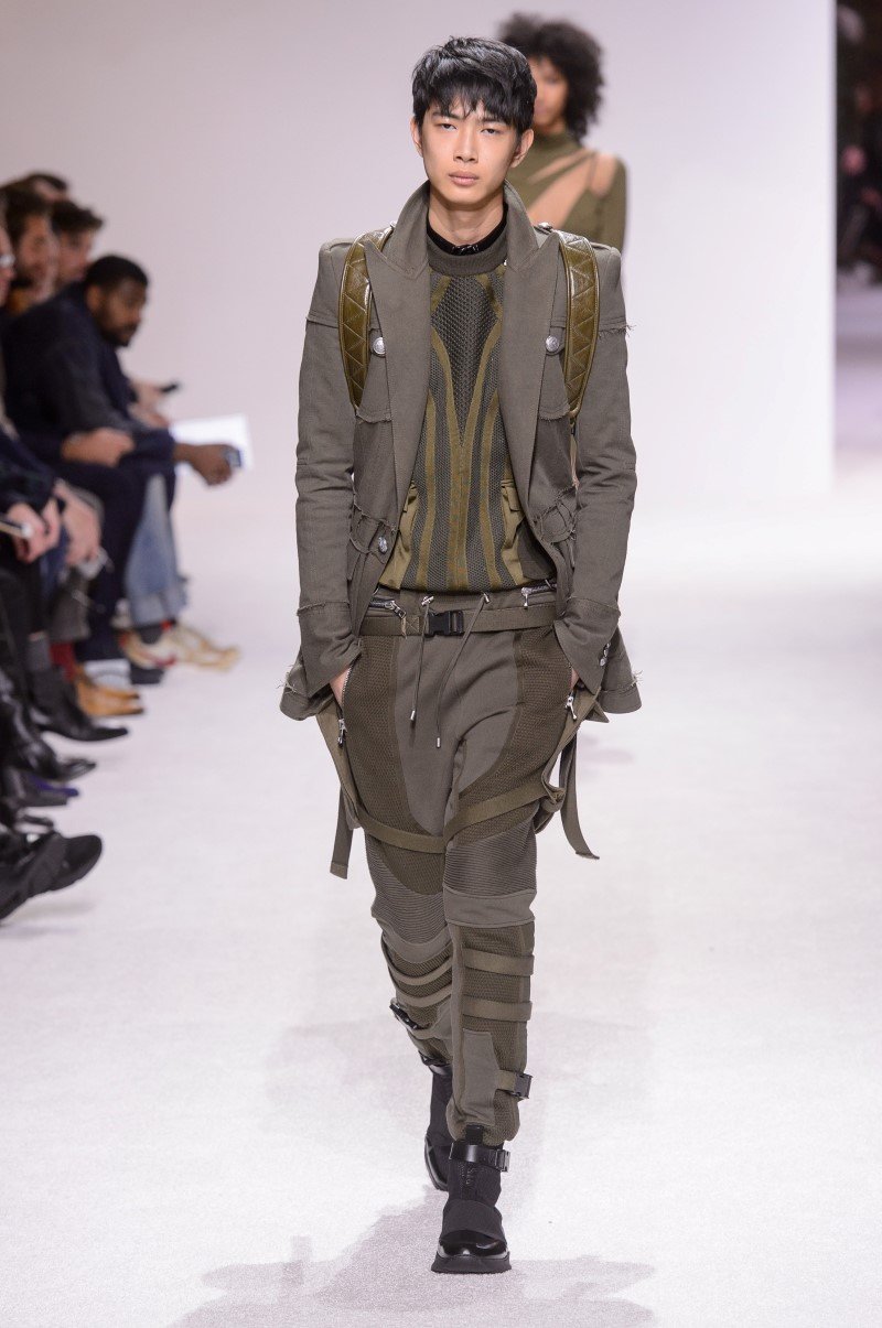 Balmain-Fall-Winter-2018-Paris-Fashion-Week-11.jpeg